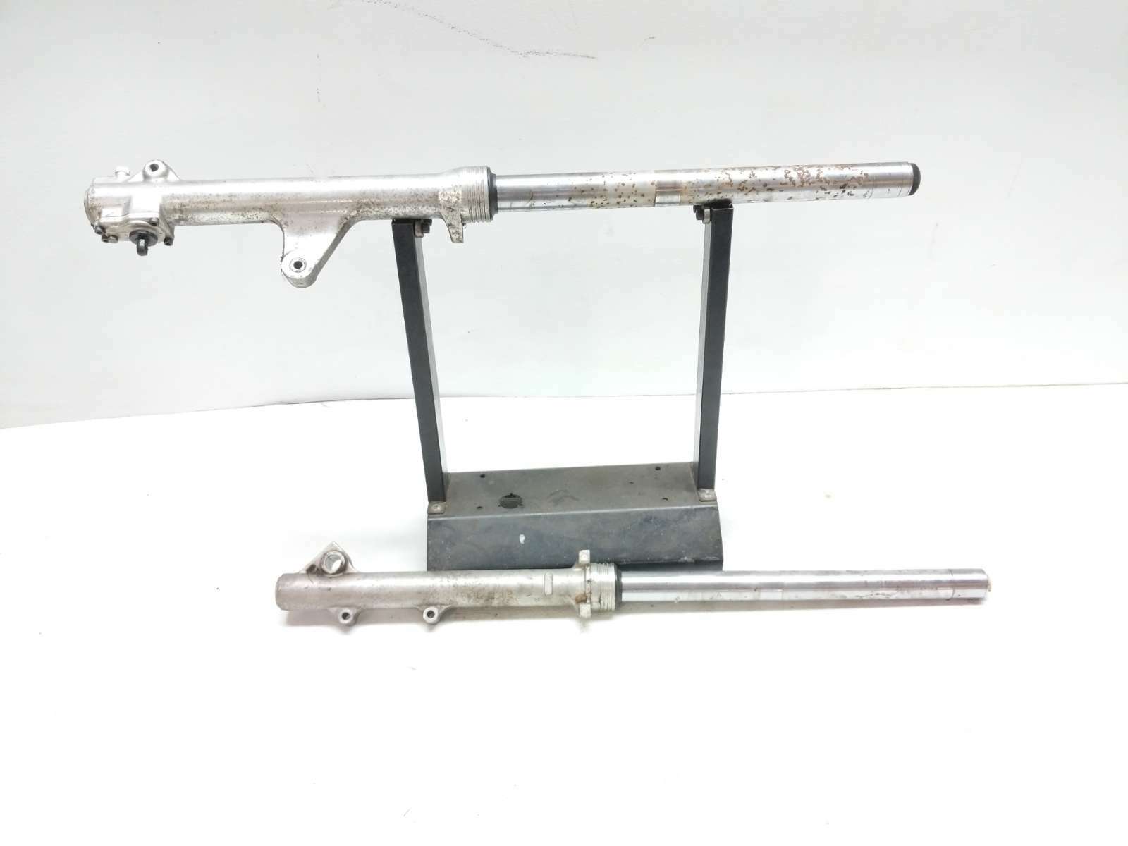 84 85 Honda Sabre VF1100S V65 Front Forks Suspension Set STRAIGHT