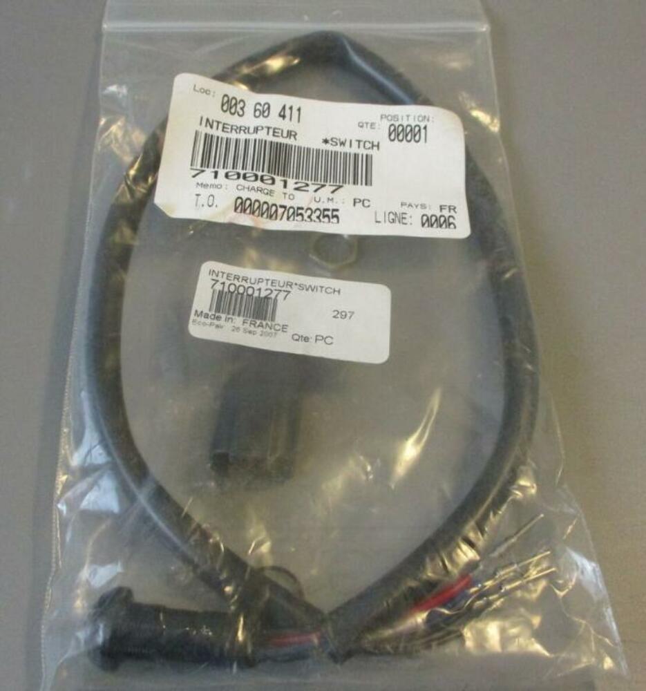 NOS Can Am OEM GS Black A19N Model Fog Light Switch 09 Spyder Roadster 710001277