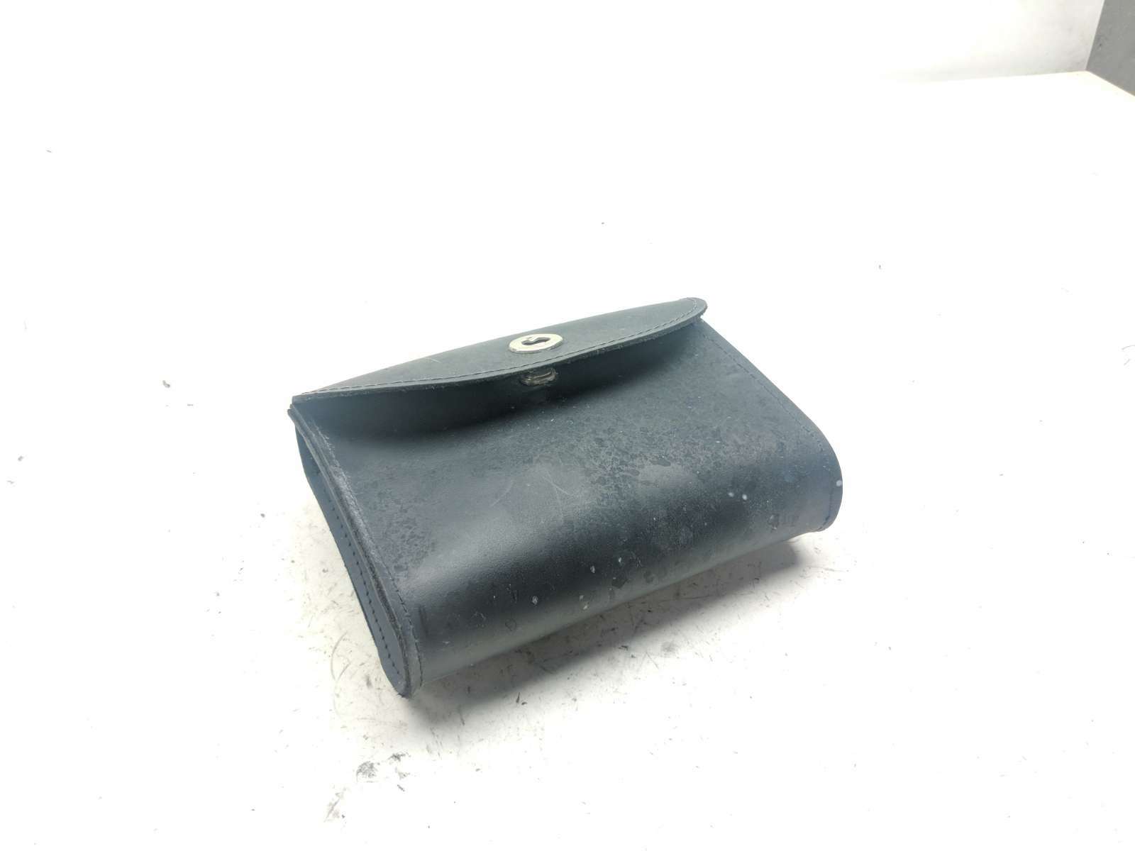 03 Kawasaki VN1500 Nomad Vulcan 1500L Front Windshield Leather Accessory Bag