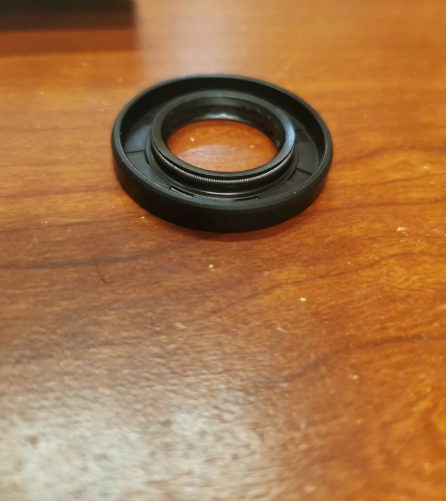 NOS Suzuki OIL SEAL 22X40X6 09283-22012 SUB. 09283-22028 S19
