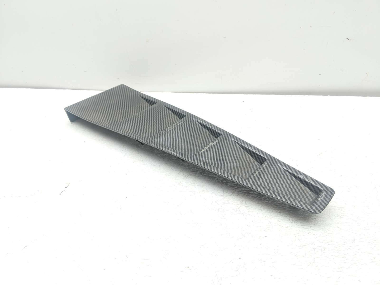 17 Polaris Slingshot SL Center Hood Plastic Cover Grill Vent Insert