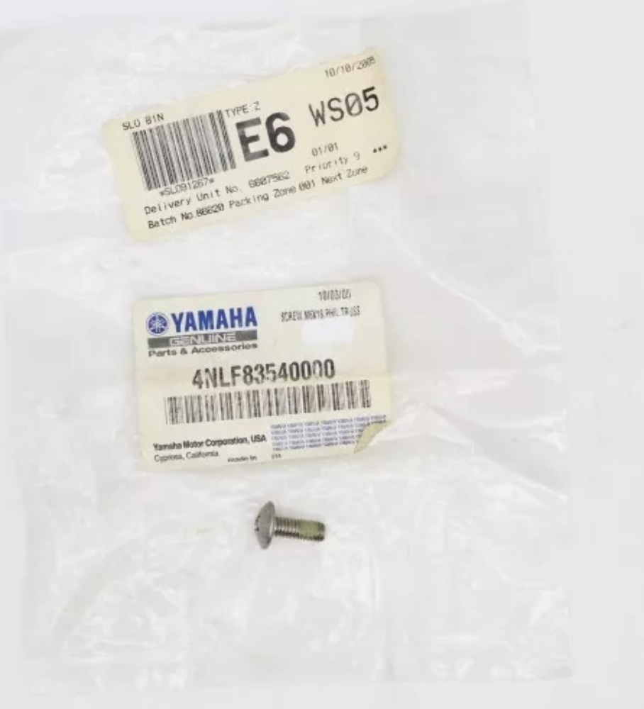 NEW OEM 4NL-F8354-00 NOS Yamaha Cowling Screw XV1600AT XVZ1300AT QTY-2