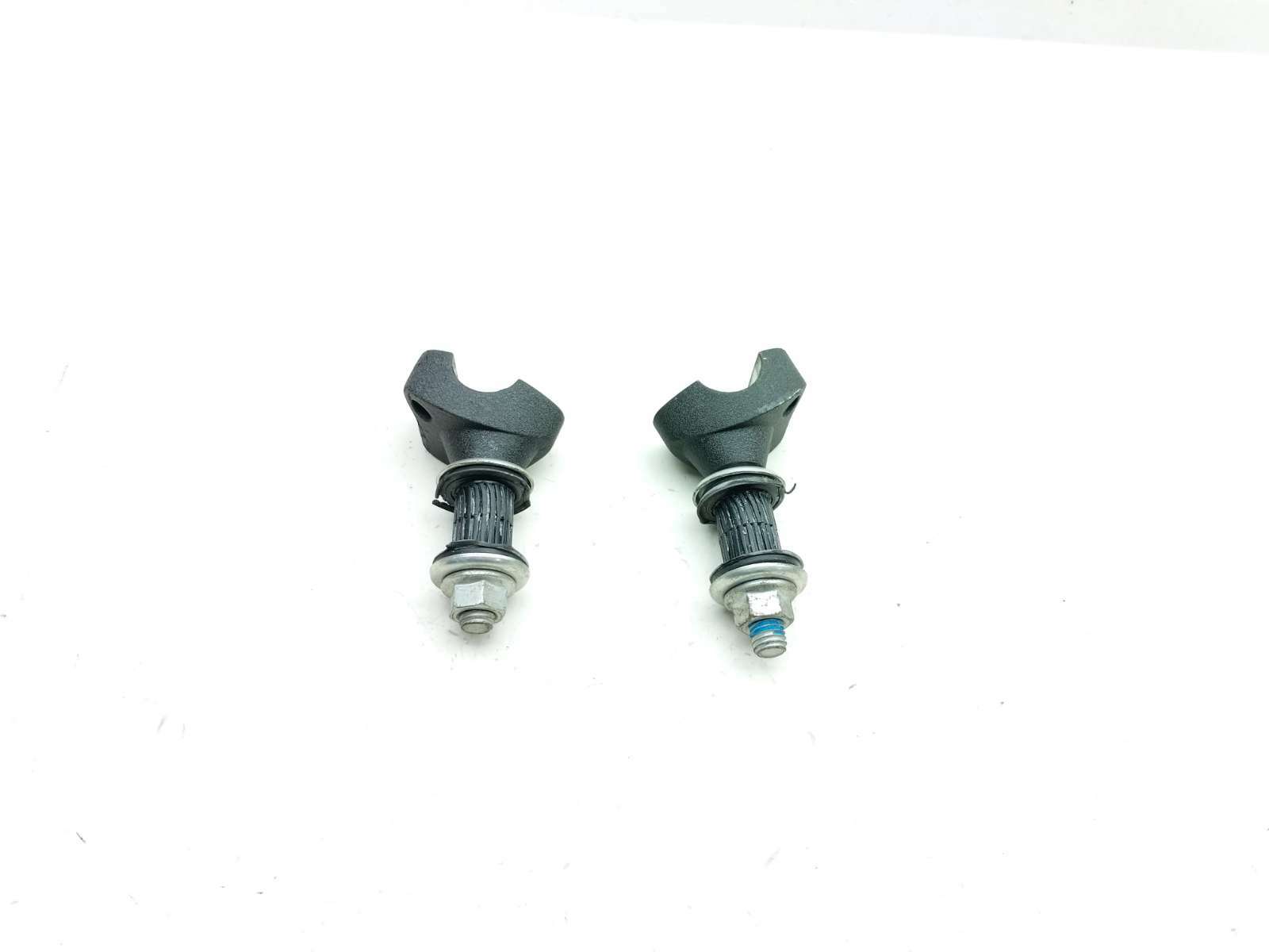 22 Harley Davidson Street Bob FXBBS Handlebar Risers