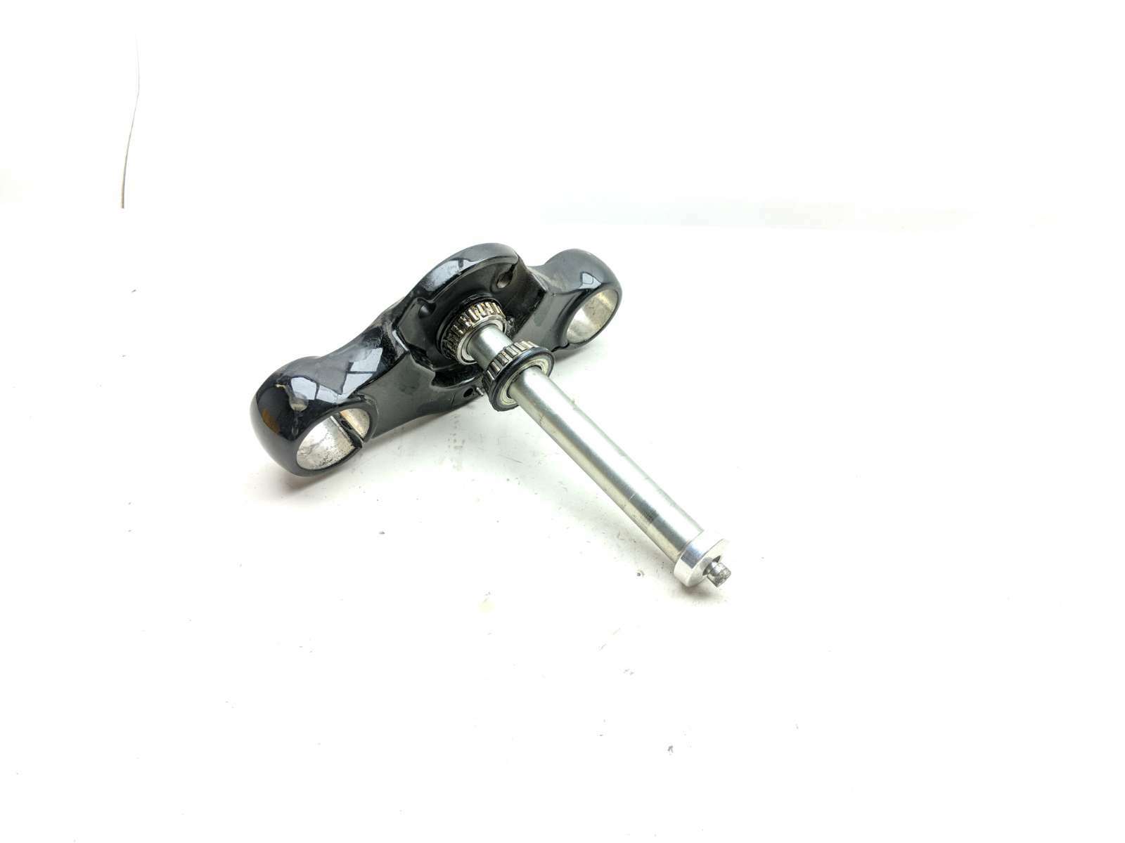 22 Harley Davidson Street Bob FXBBS Bottom Lower Triple Steering Tree Clamp