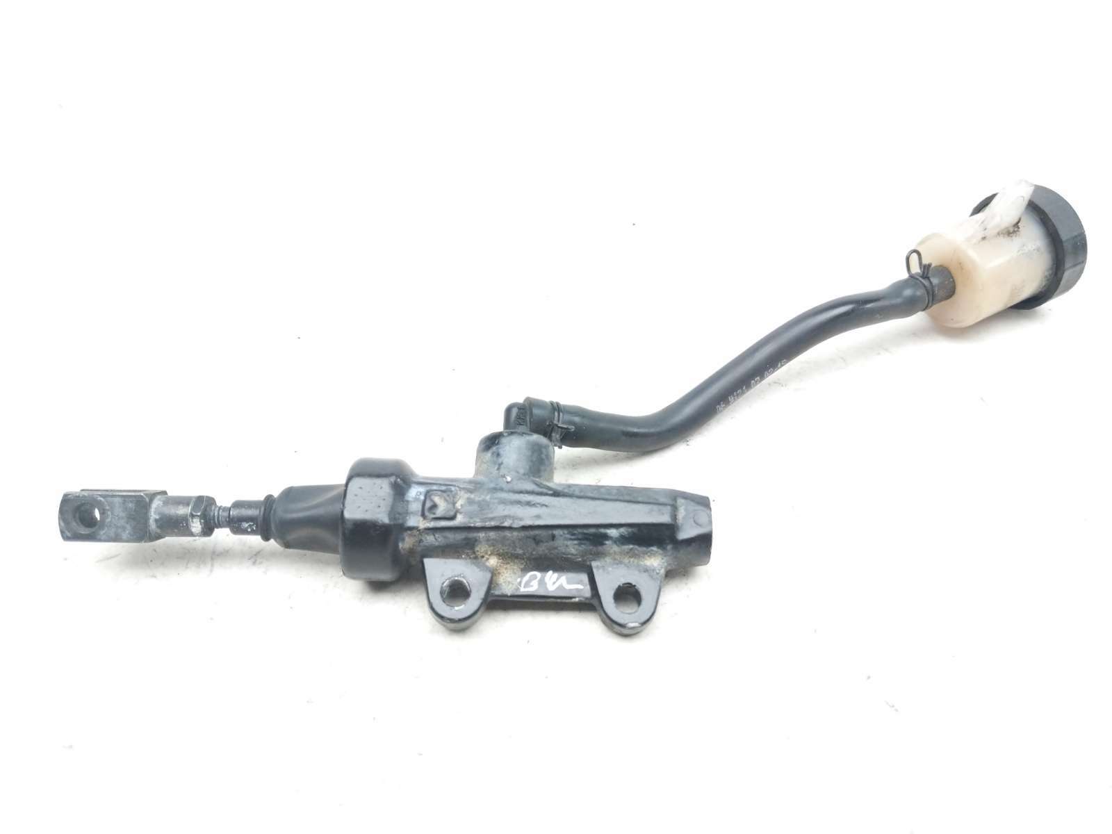 19 Royal Enfield INT 650 Rear Brake Master Cylinder