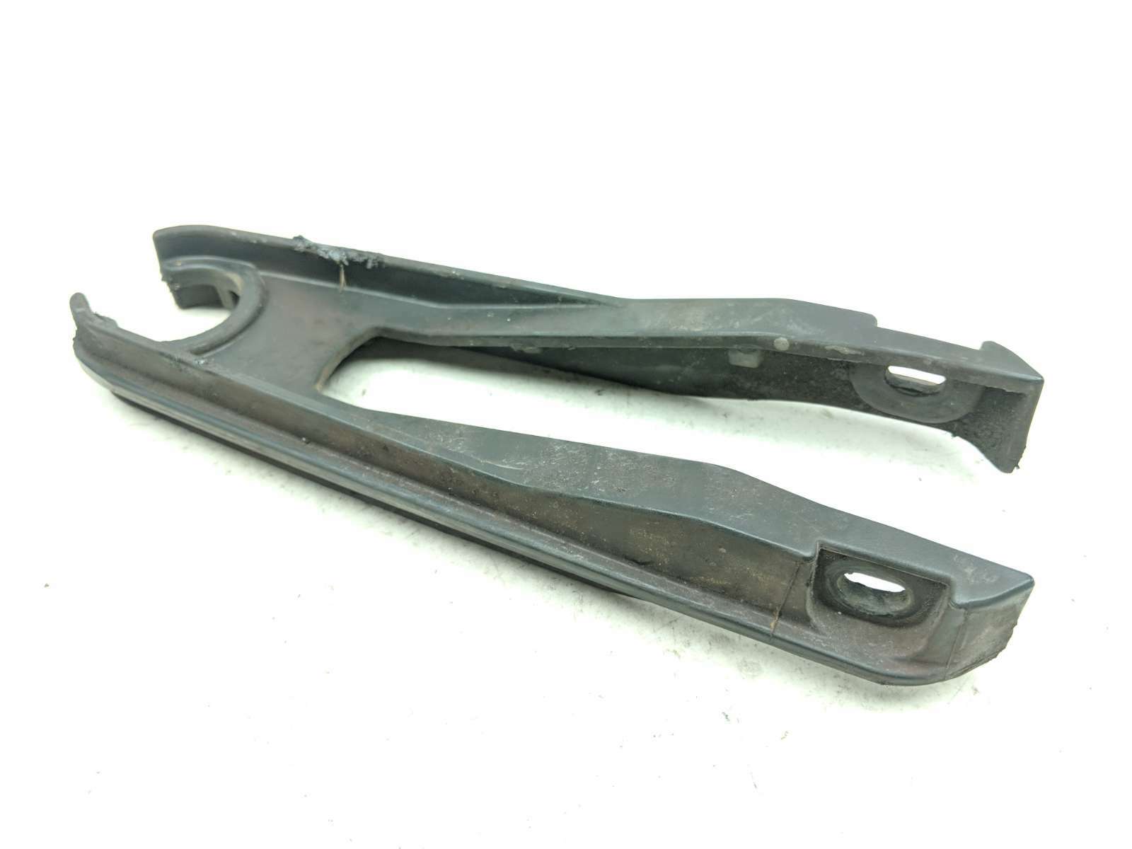 19 Royal Enfield INT 650 Rear Swing Arm Swingarm Frame Chain Guide