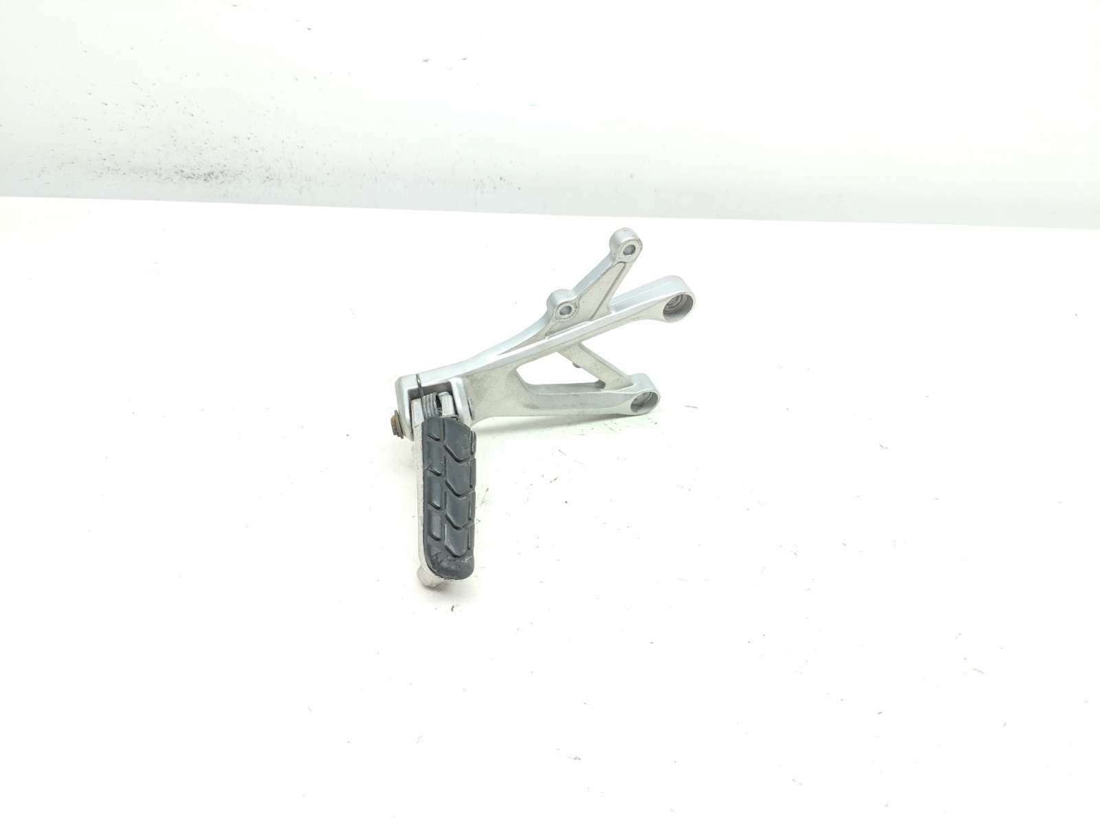05 06 Honda CBR 600 F4i Right Rearset Front Driver Peg Bracket