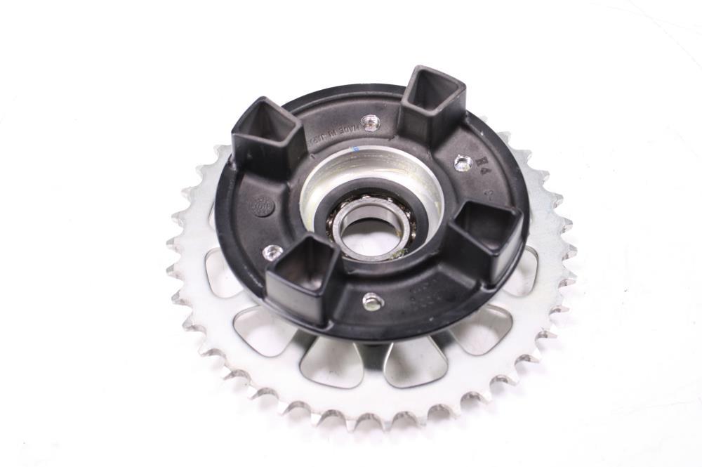 16 17 18 Kawasaki ZX10R Rear Wheel Cush Drive Sprocket Hub 42033-0038