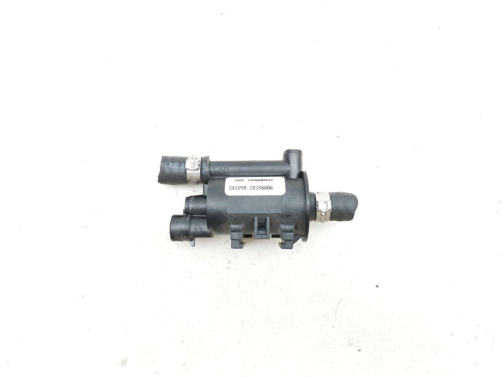 21 Can Am Spyder Ryker 600 Breather Air Valve Switch Solenoid 709000991