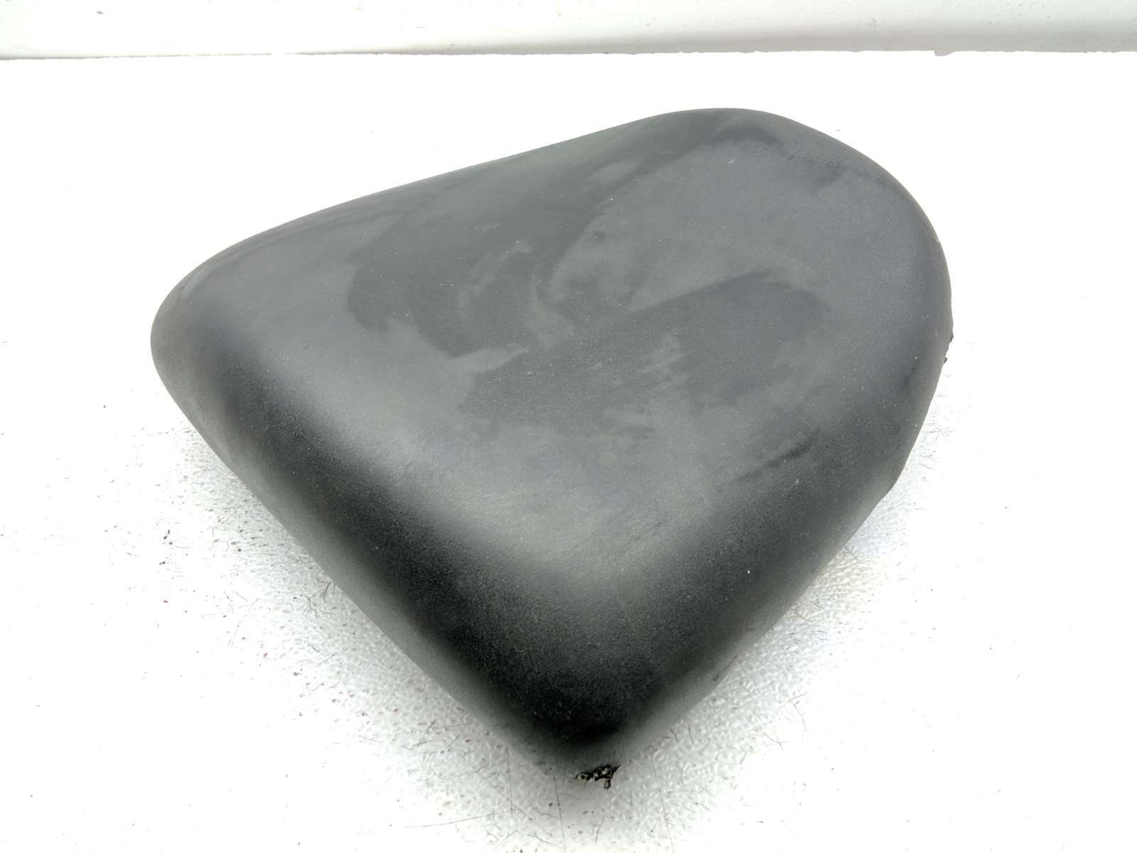 99 07 Suzuki Hayabusa GSX1300R Rear Passenger Seat  191216 A