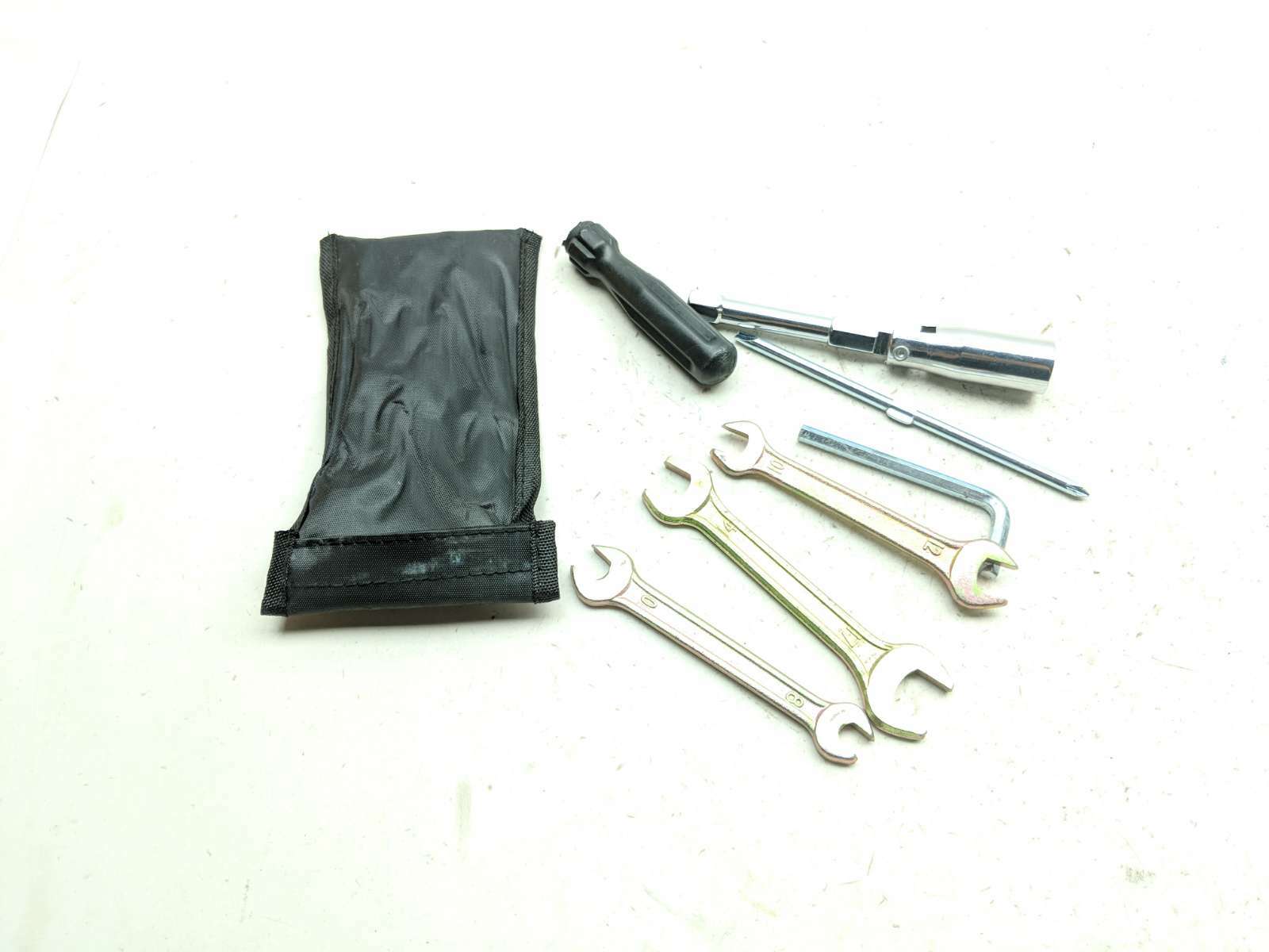 22 CFMoto 300NK Tool Kit