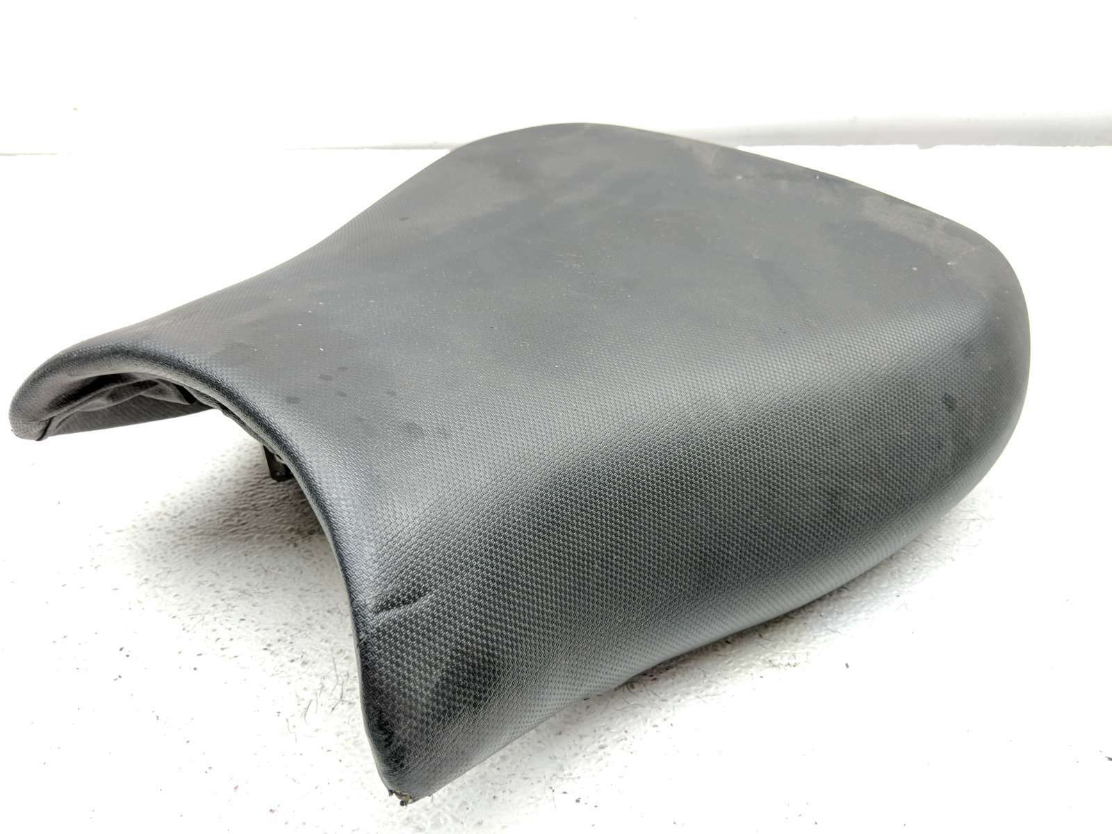 99 07 Suzuki Hayabusa GSX1300R Front Driver Seat 191216 A