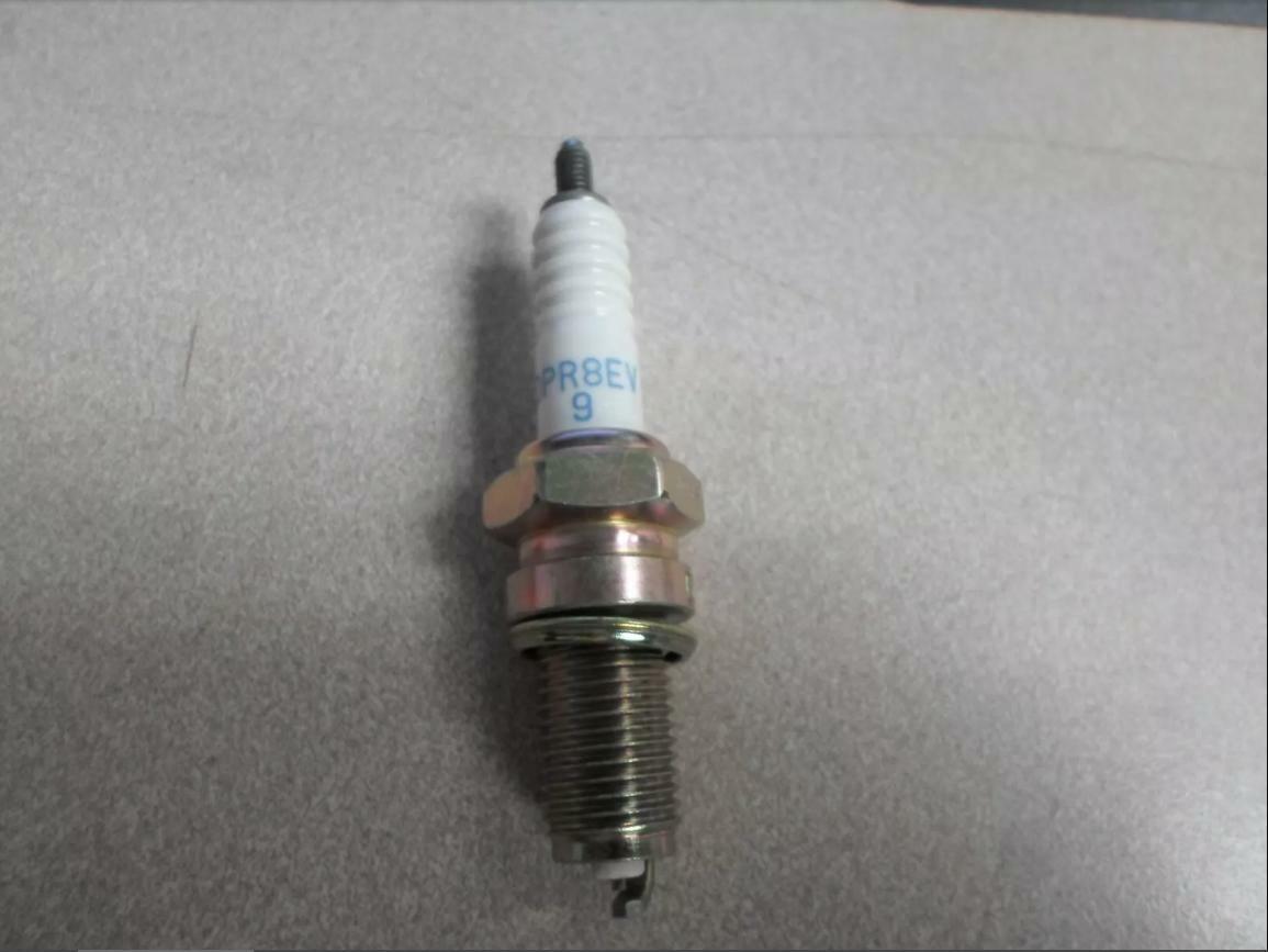 NOS Honda NGK DPR8EV-9 Spark Plug 1982 CX500 1983 CX650 98069-58912