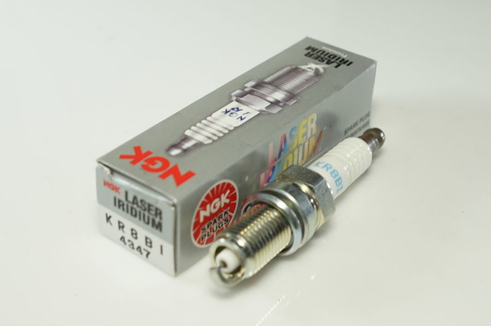 NGK 4347 LASER IRIDIUM SPARK PLUG KR8BI
