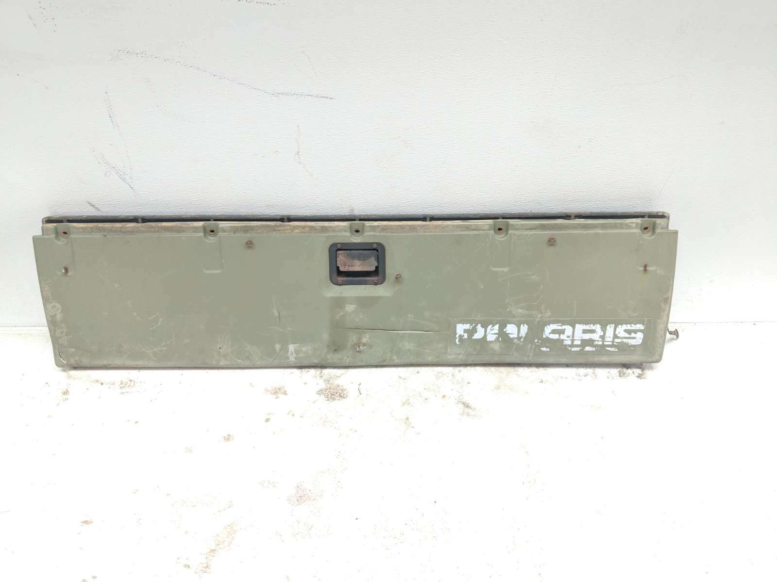 08 Polaris Ranger 700 Rear Exterior Bed Tailgate Cover Panel Plastic