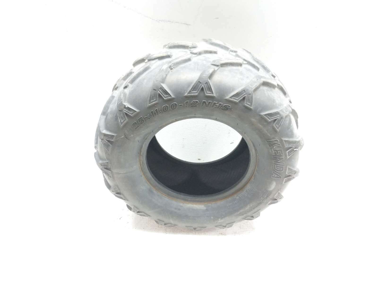 18 Club Car Carryall 1500 Rear Tire Kenda 25x11- 12 A