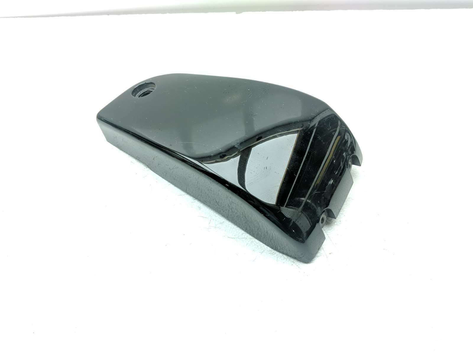 07 Kawasaki Vulcan 1500 Classic VN1500 Left Side Lower Seat Cover 36001-1646B