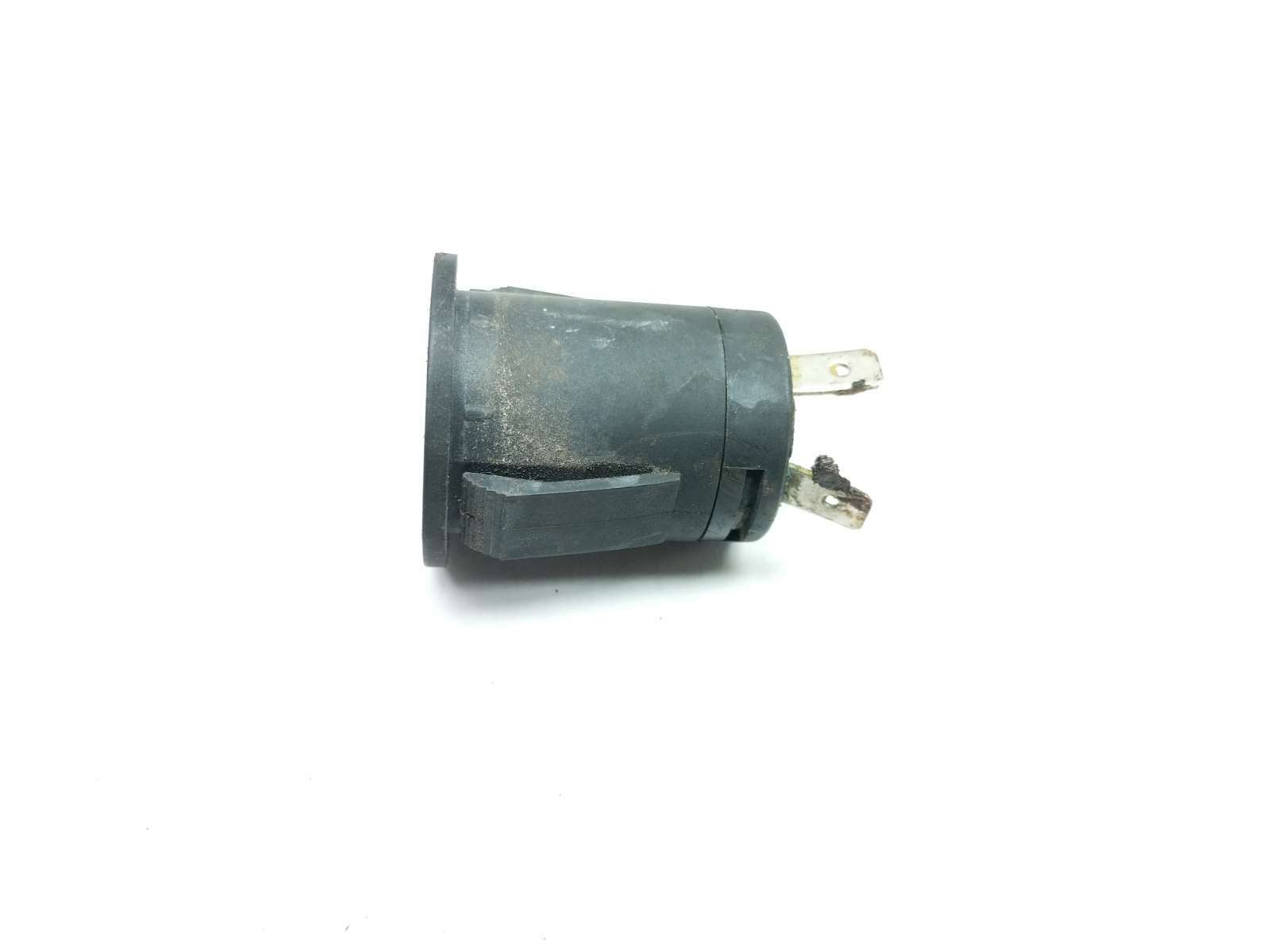 16 John Deere Gator TX 4x2 Power Plug Outlet Socket