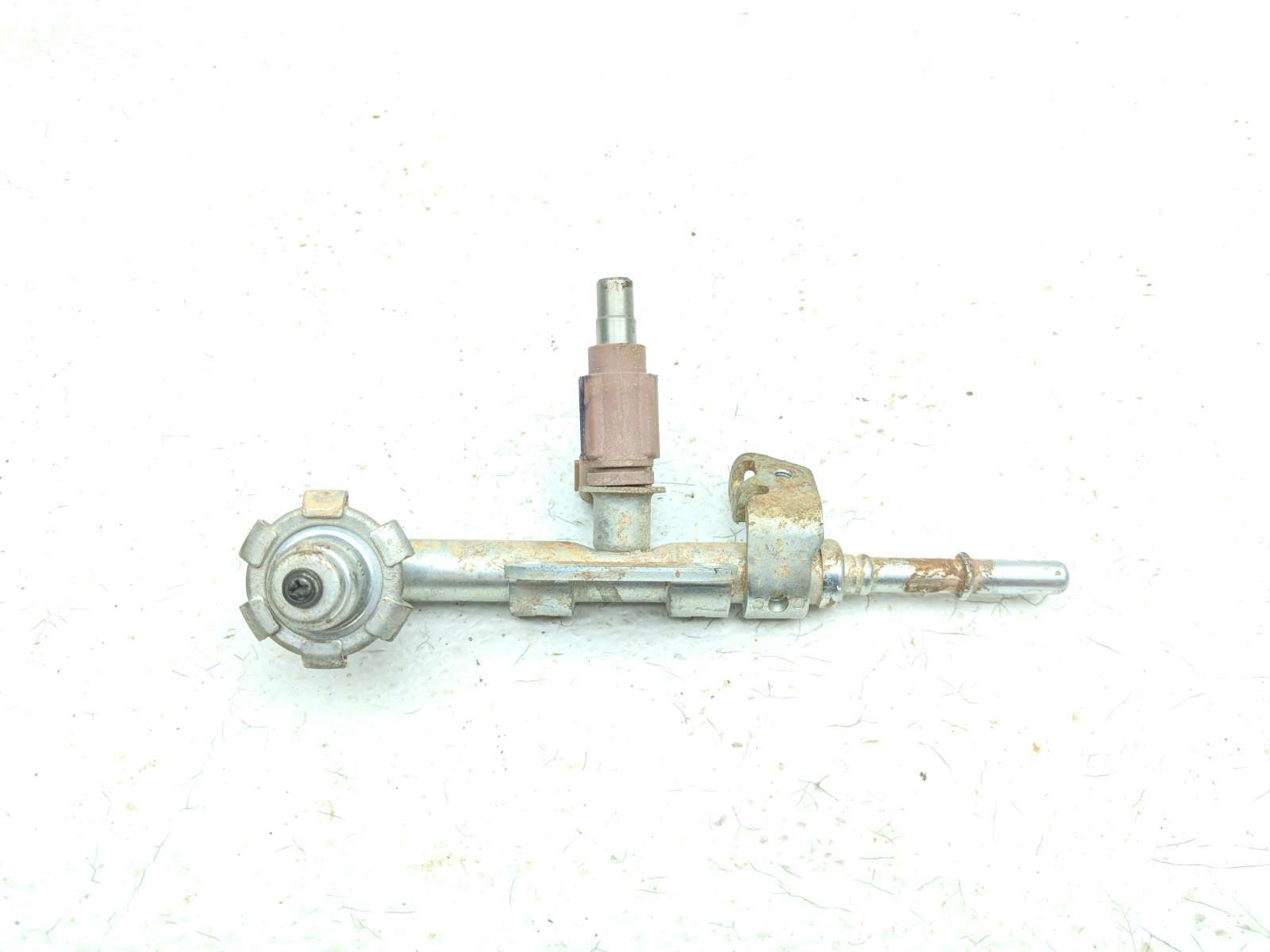 19 Yamaha Viking 700 4 Fuel Injection Injector Rail With Injector