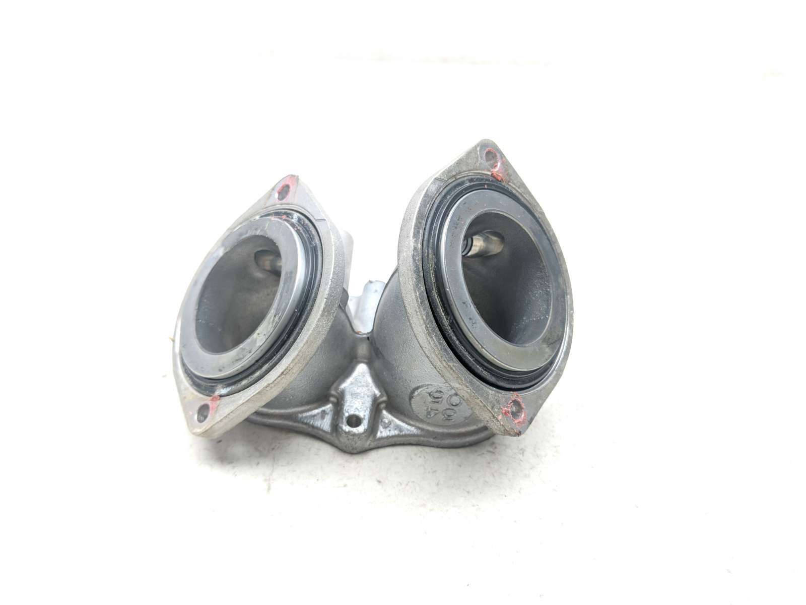 11 Kawasaki Vulcan 1700 Vaquero Intake Manifold
