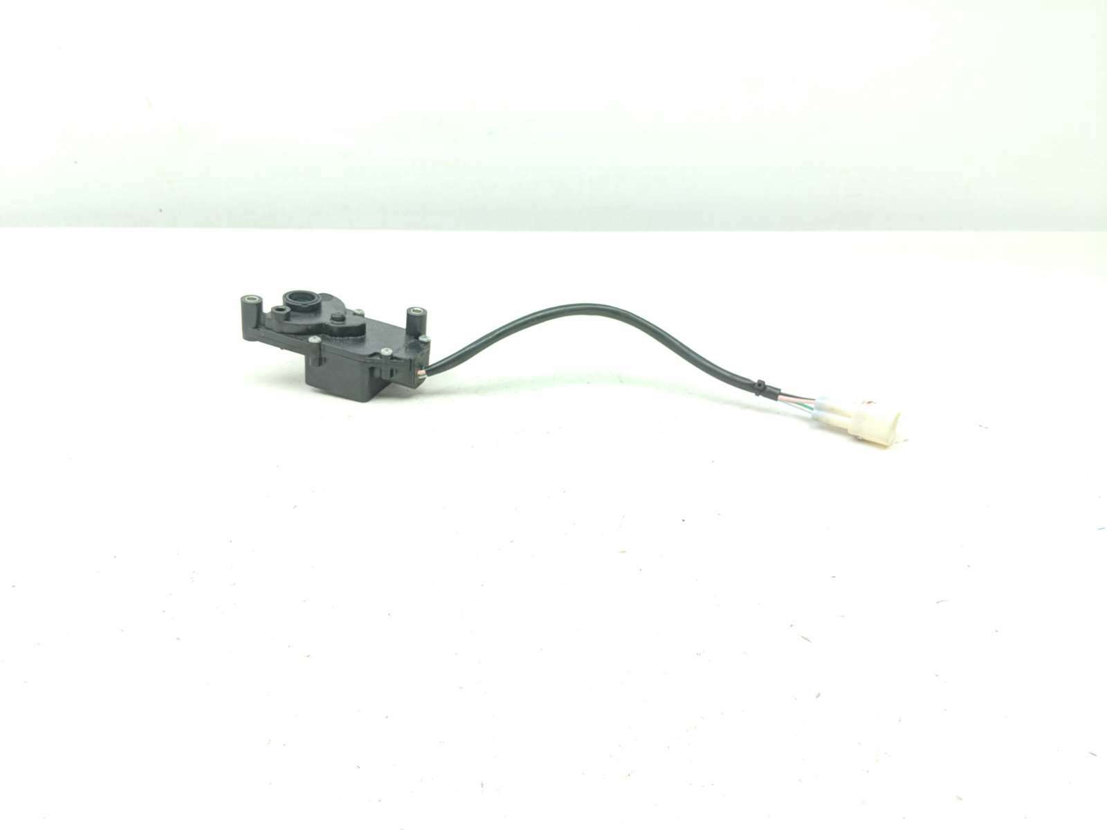 12 Suzuki GSXR 1000 TPS Throttle Position Sensor Bracket Valve Actuator
