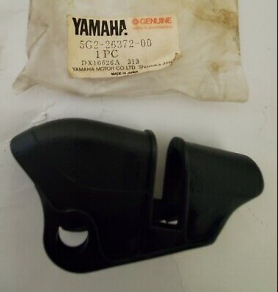 YAMAHA NEW OEM CLUTCH HANDLE COVER 5G2-26372-00