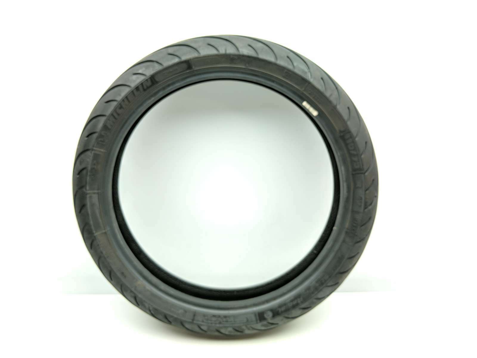 13 Kawasaki Ninja EX300 Front Michelin Pilot Street Radial 110/70-17