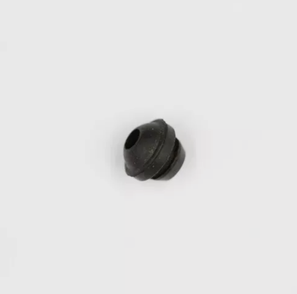 TRIUMPH NEW OEM SLEEVE BREATHER 8.90MM T2501018