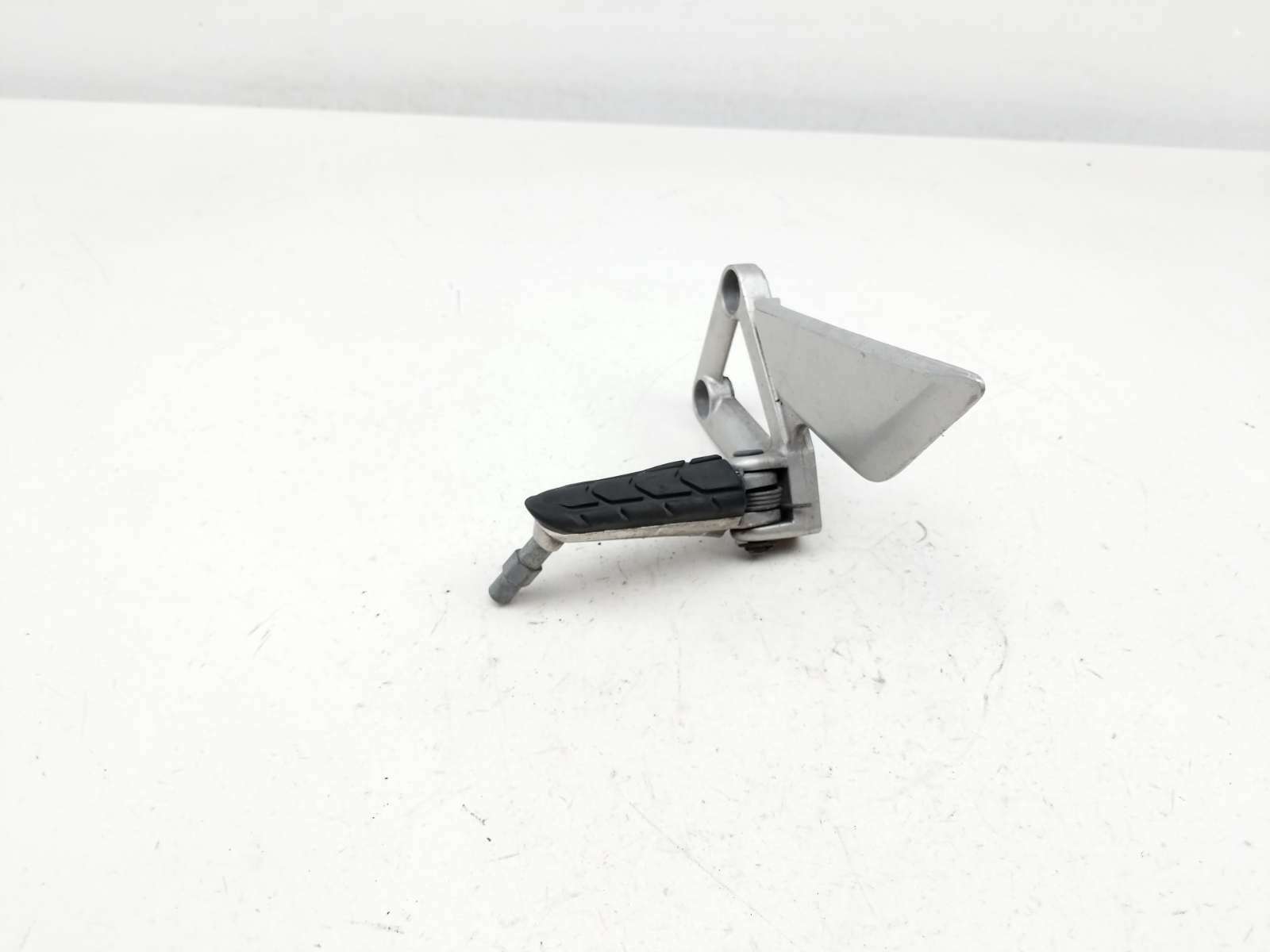 02 Honda VFR800 Interceptor Front Left Driver Peg Rearset W/Mount Bracket MCW-L
