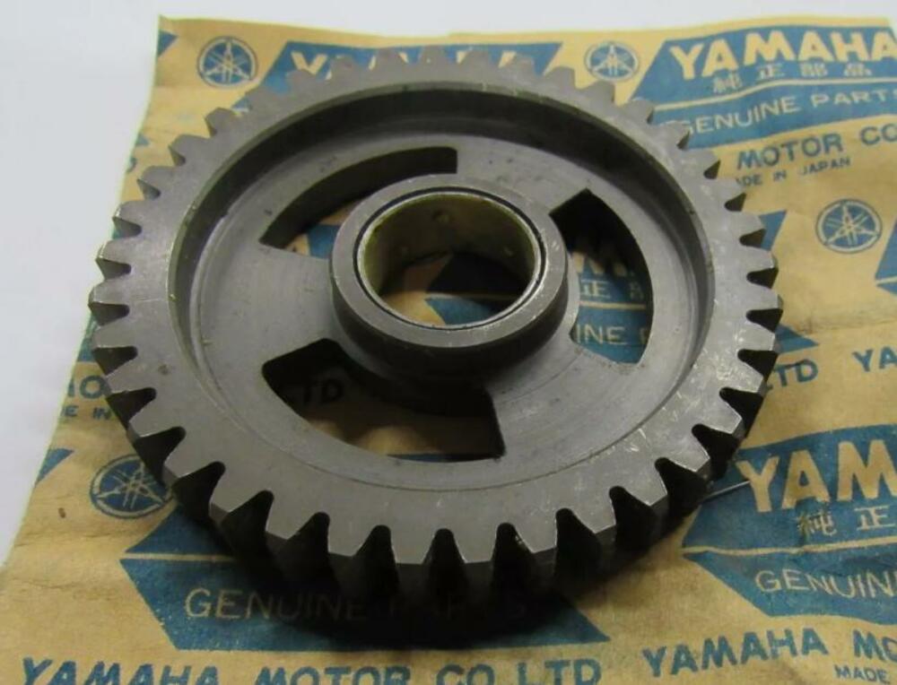 NOS Yamaha DT400 250 RT3 MX250 Transmission 1st Drive Gear Genuine 214-17211-10