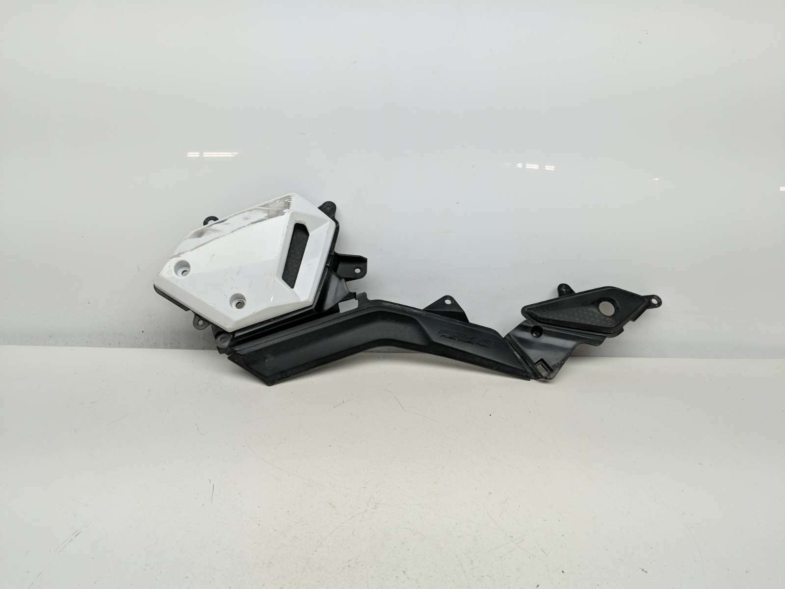 19 Honda Grom MSX 125 Left Side Mid Fairing Cover Panel 83690-K26-B000