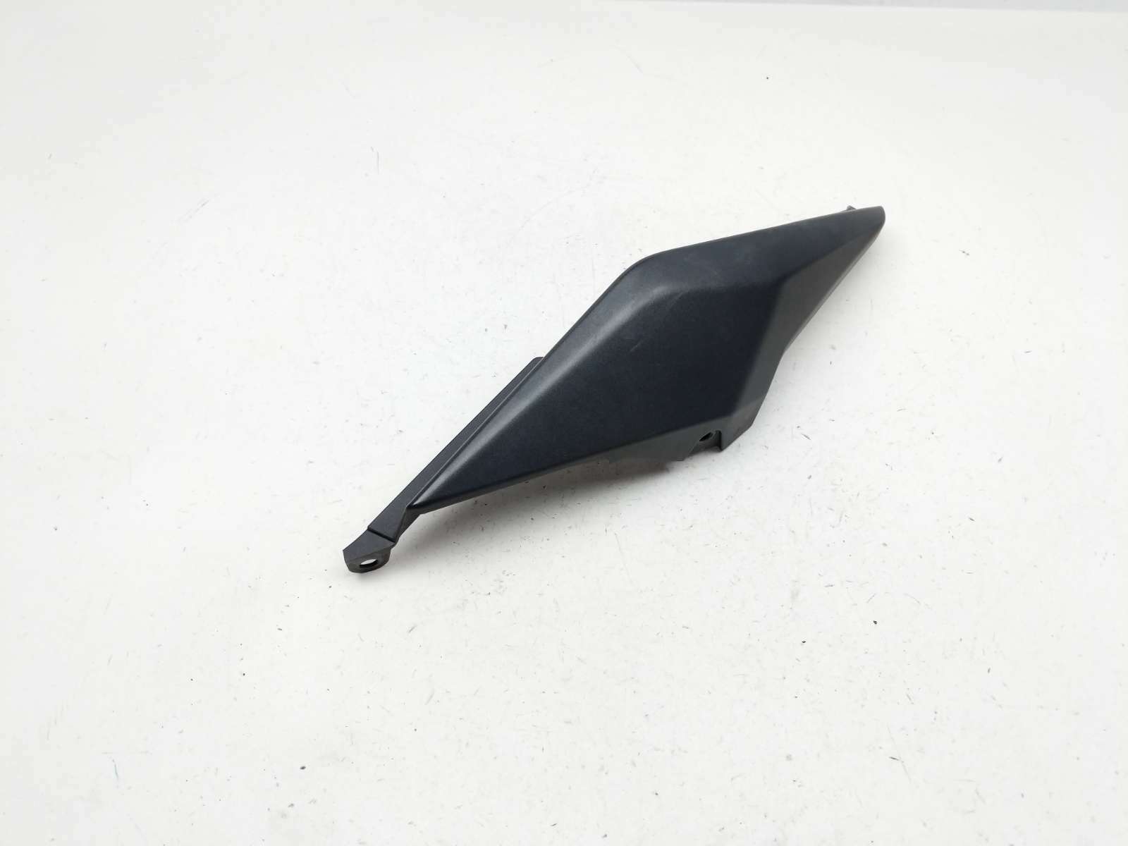 19 Honda Grom MSX 125 Right Side Mid Fairing Cover Panel 77215-K26-B000