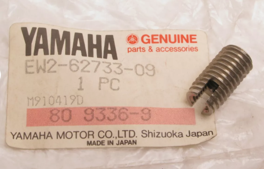 YAMAHA NEW OEM INSERT NUT EW2-62733-09