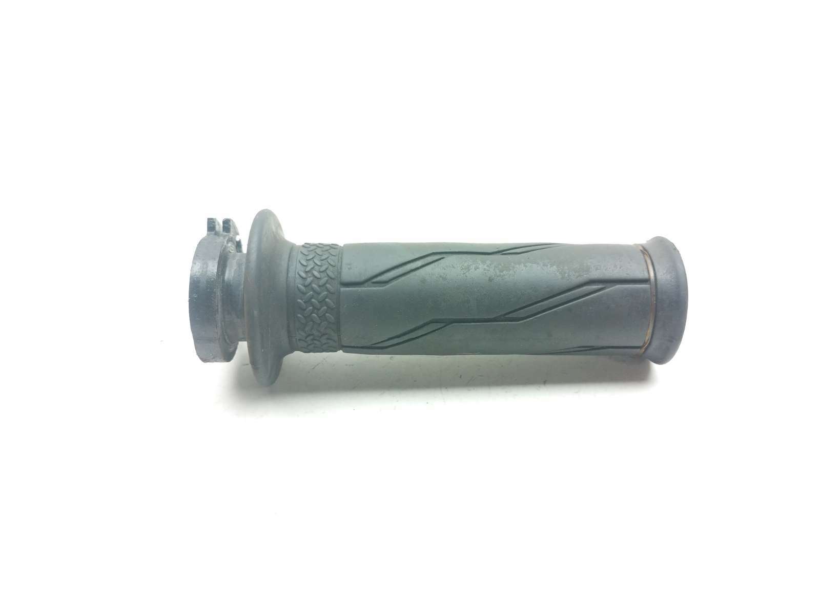 15-18 Yamaha YZF R3 Throttle Tube Grip