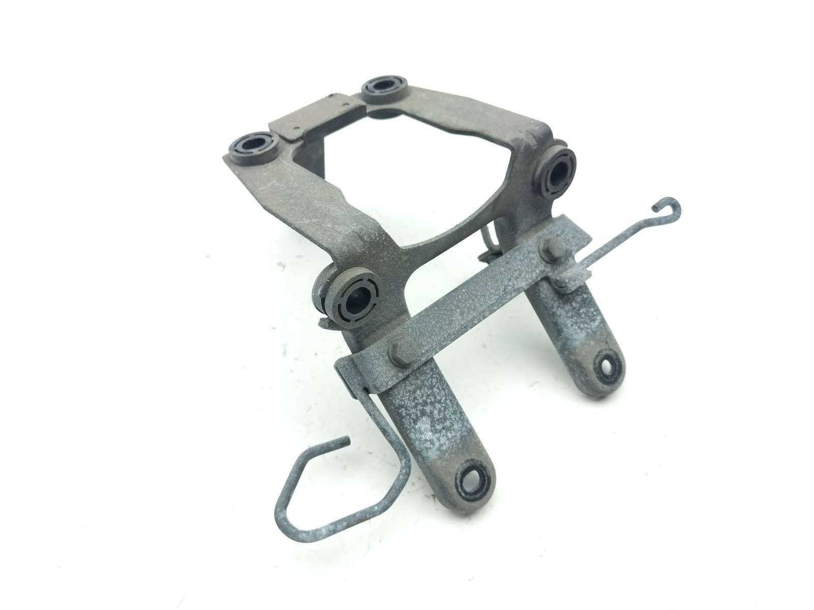 09 Suzuki VZ1500 Boulevard 1500 Instrument Gauge Meter Mount Bracket