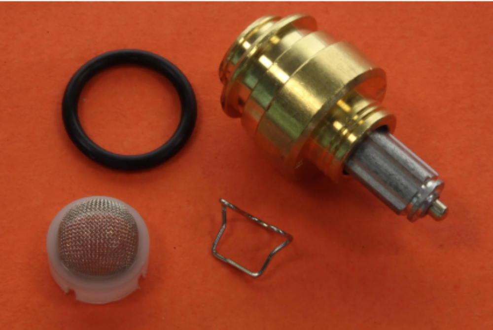 YAMAHA NEW OEM NEEDLE VALVE SET 4JH-14107-00