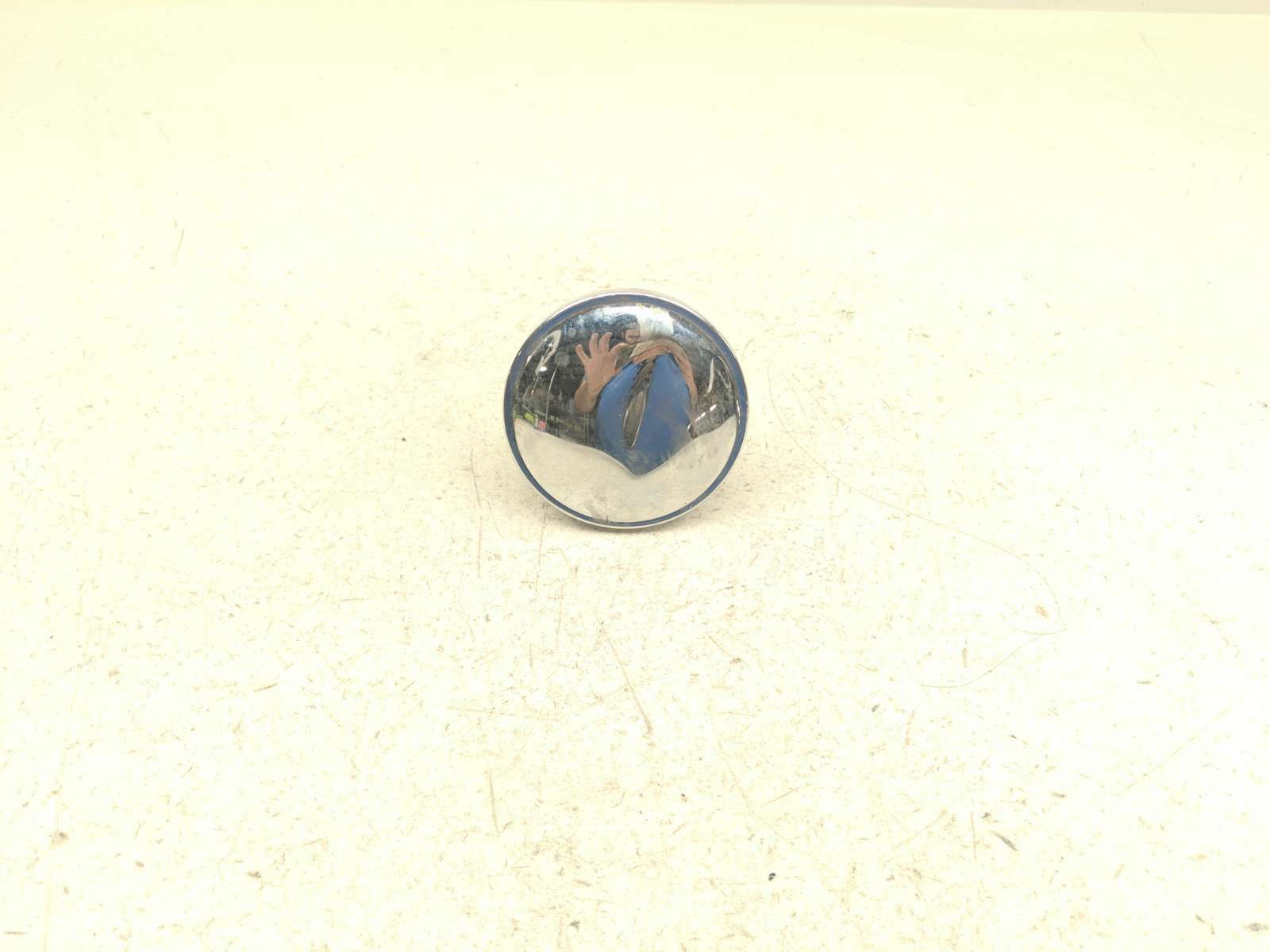 09 Harley Davidson FLHRC Road King Classic Petrol Gas Fuel Tank Cap Lid