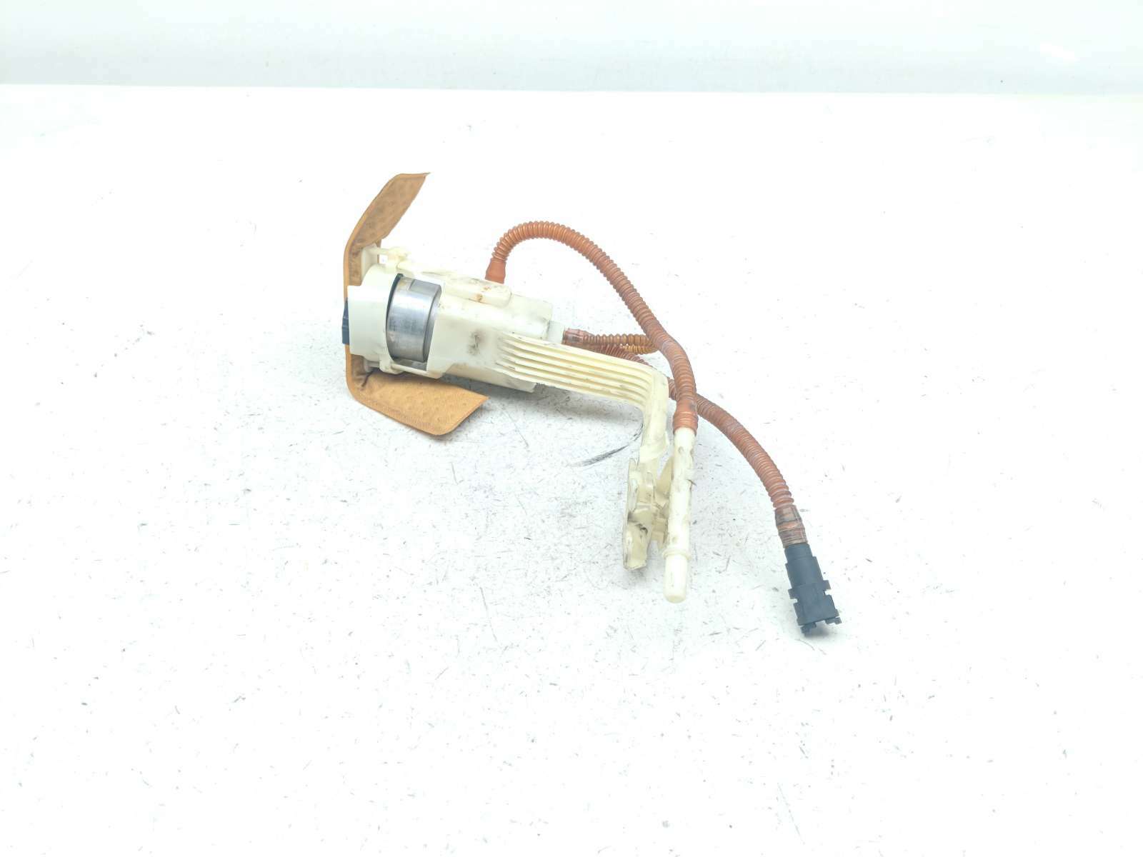 09 Harley Davidson FLHRC Road King Classic Petrol Gas Fuel Pump Assembly B