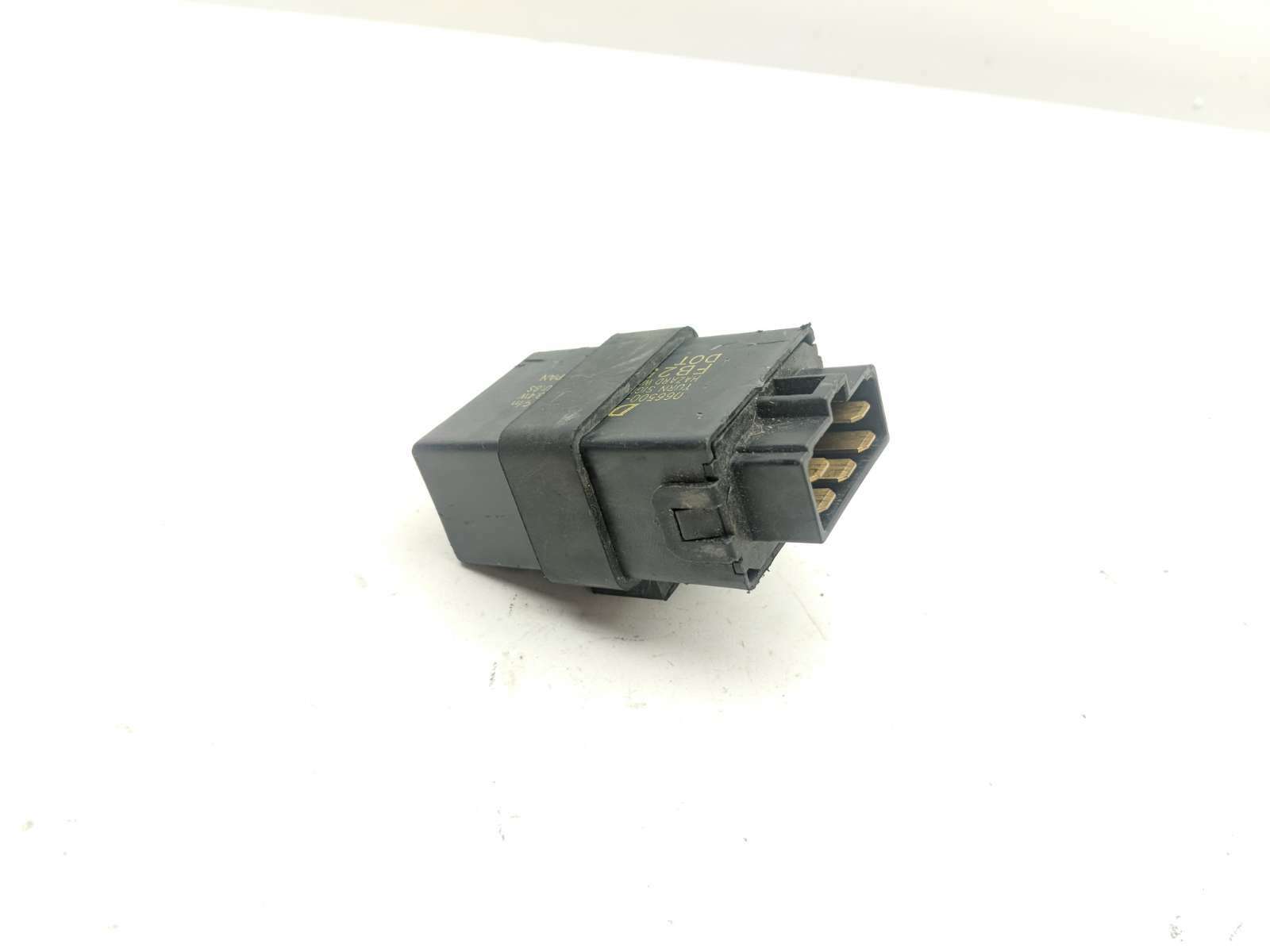 09-15 Kawasaki Vulcan 1700 Nomad VN1700C Relay Flasher