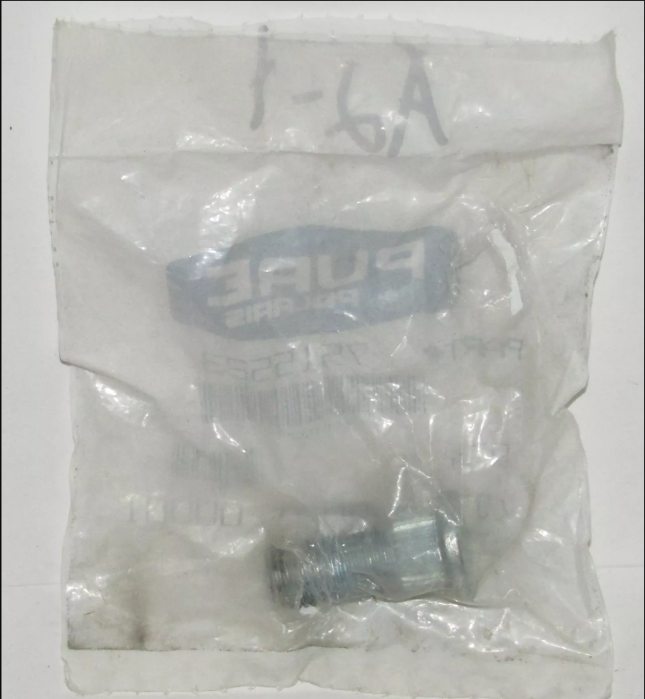 NEW POLARIS ENGINEERED PARTS STUD GENUINE OEM PART NO. 7515523 QTY 2