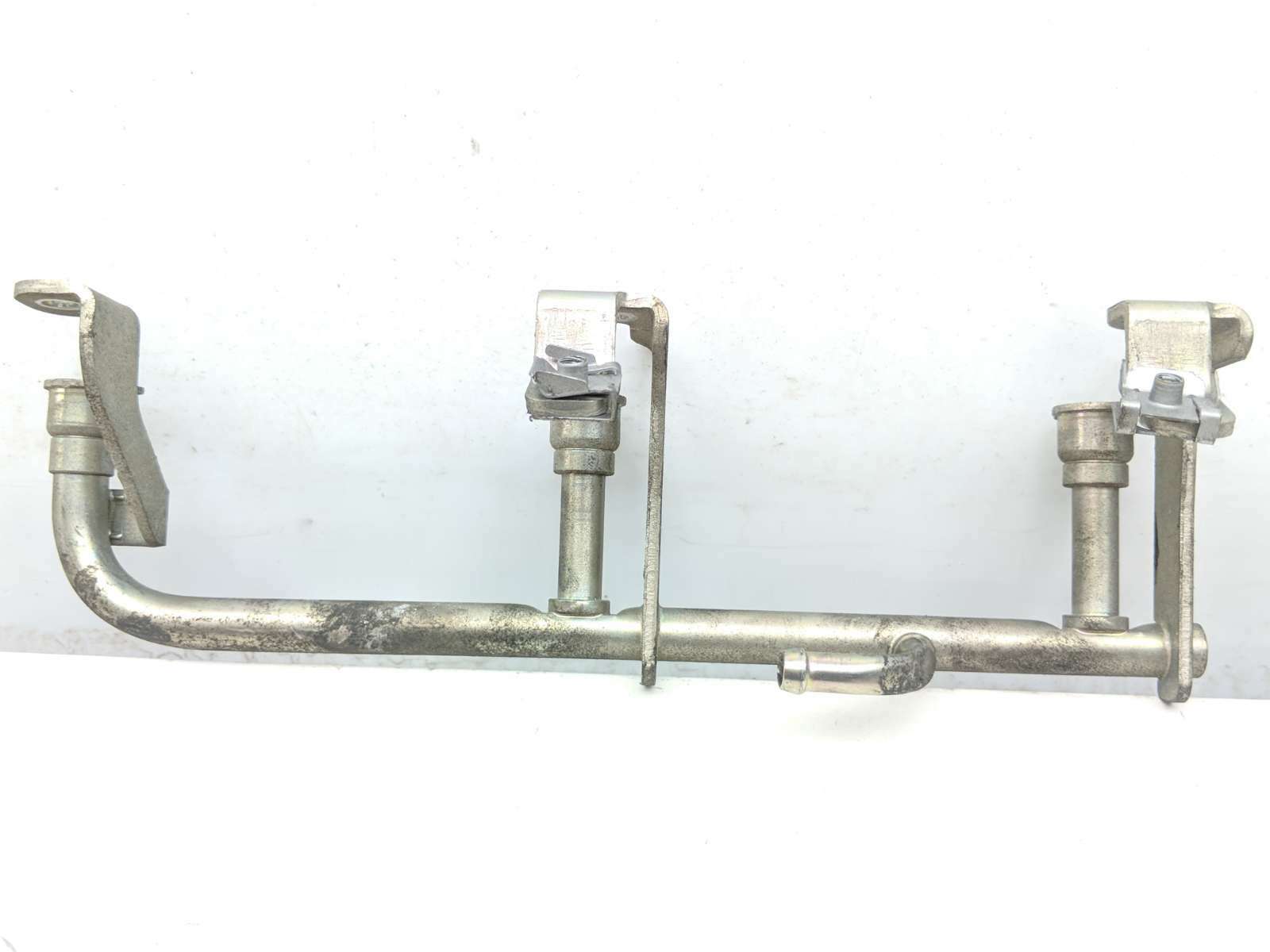 04-09 Triumph Rocket 3 III  Gas Fuel Injector Rail