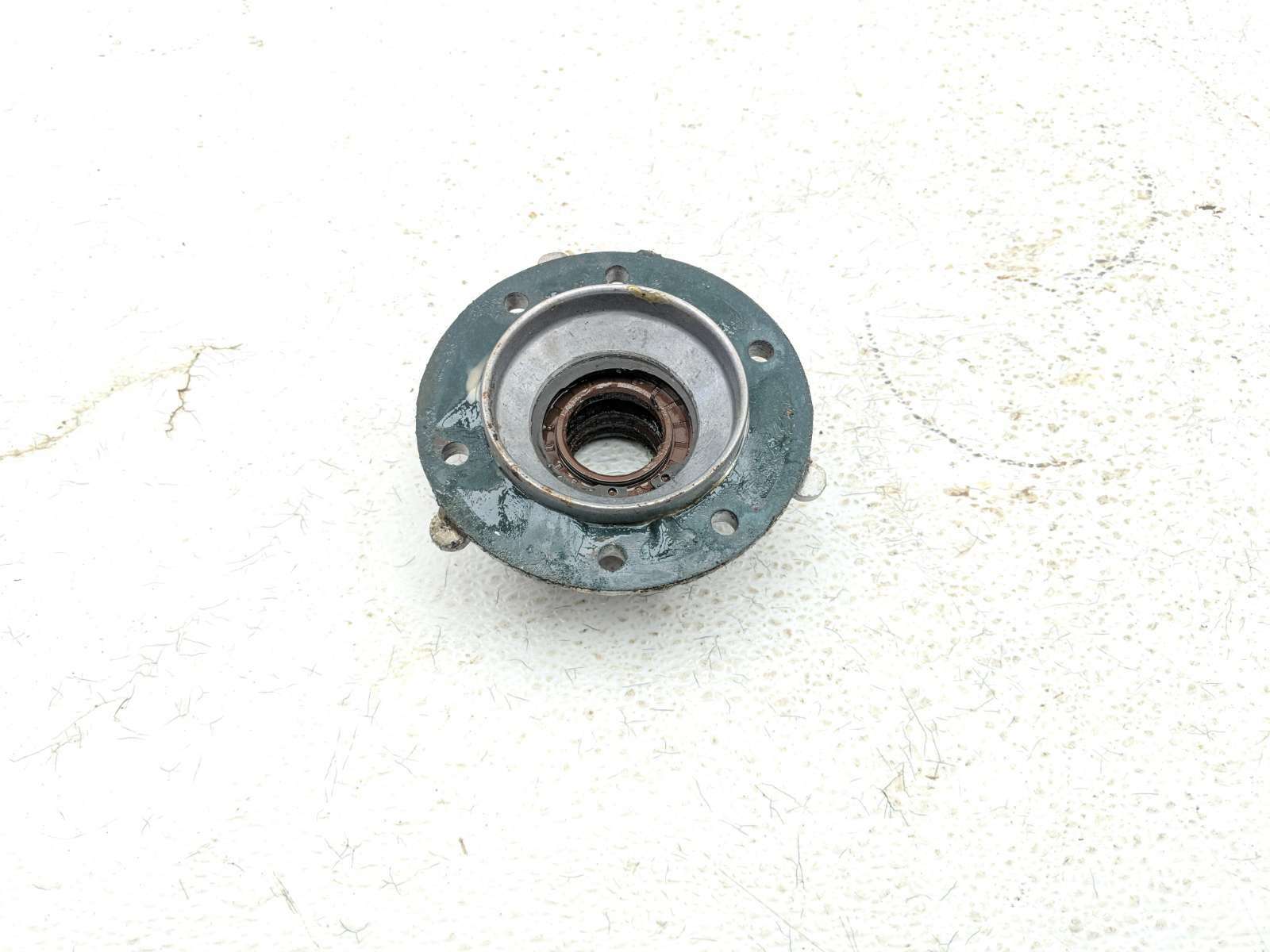 【10-SHIKI OD】 オーバードライブ 17 Sea Doo Spark Engine Drive Shaft Output Cover Housing 6911680