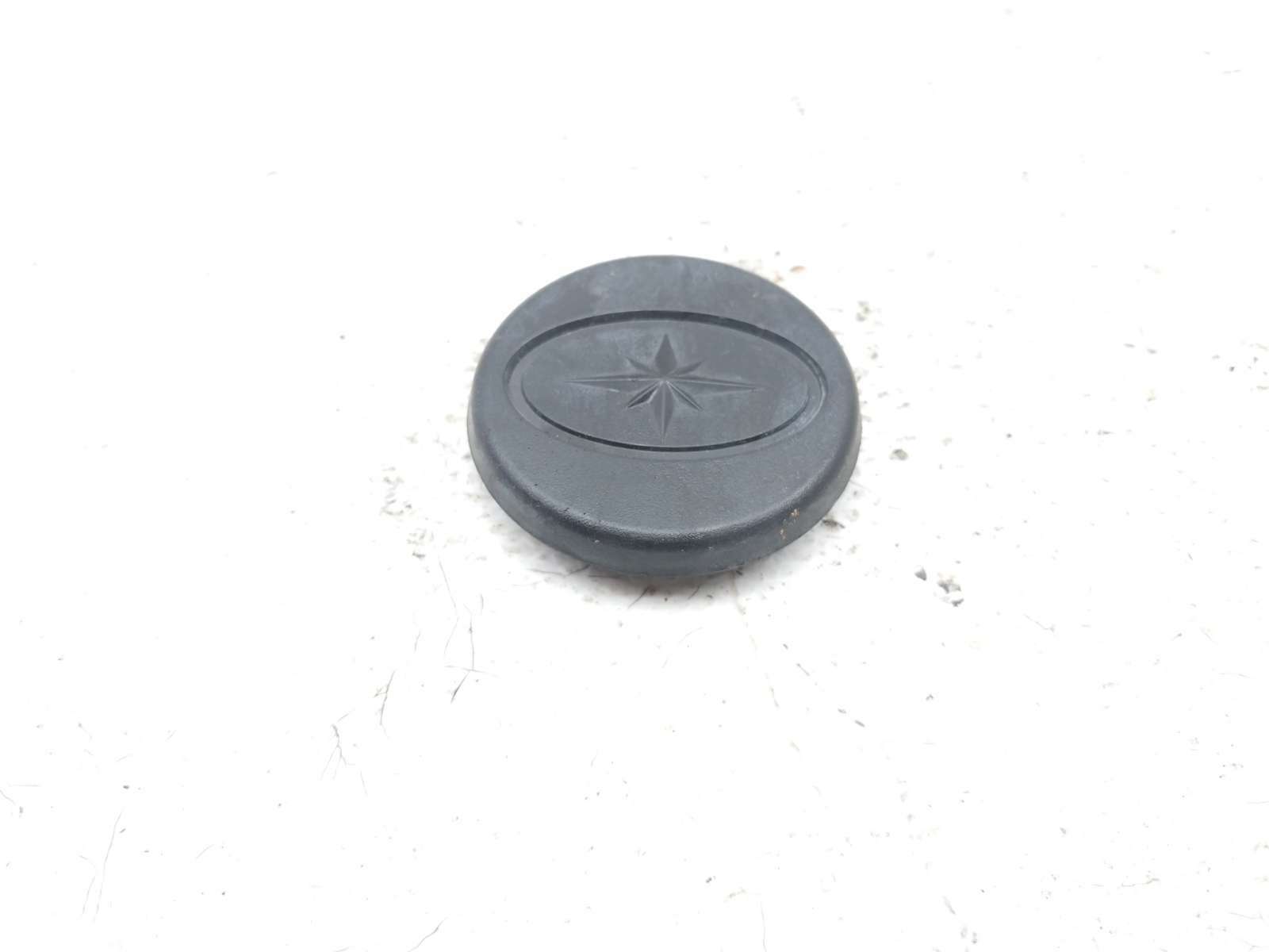 18 19 Polaris Ace 570 Steering Center Dust Cap 5436536