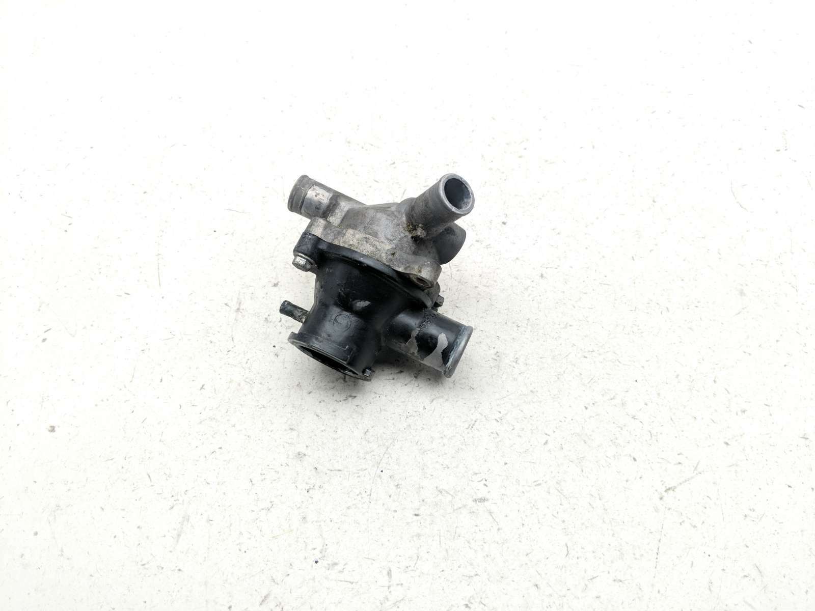 19 Kawasaki VN1700 Vulcan Vaquero 1700 Thermostat Housing