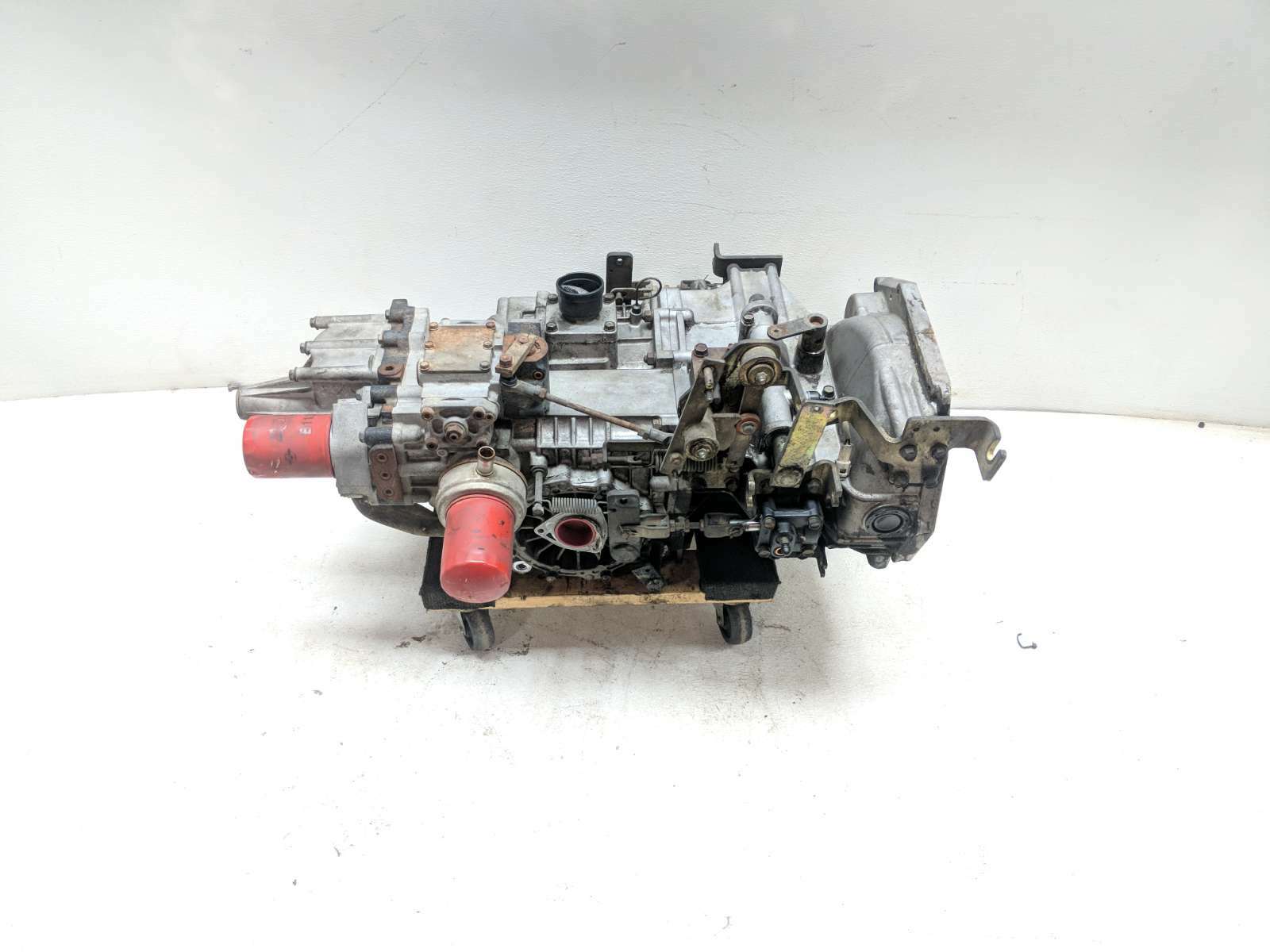 15 Kubota RTV 900 Transmission Gearcase Gearbox Assembly