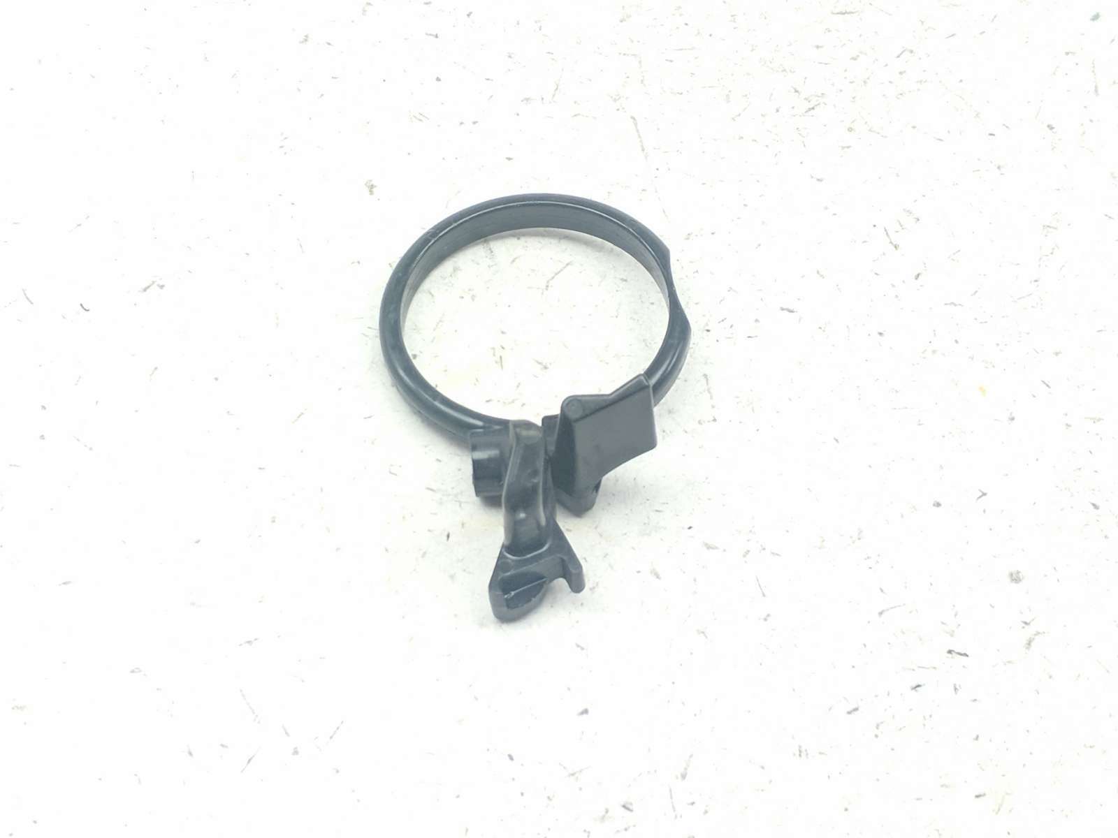 04-06 Yamaha YZF R1 Cable Wire Guide Assembly