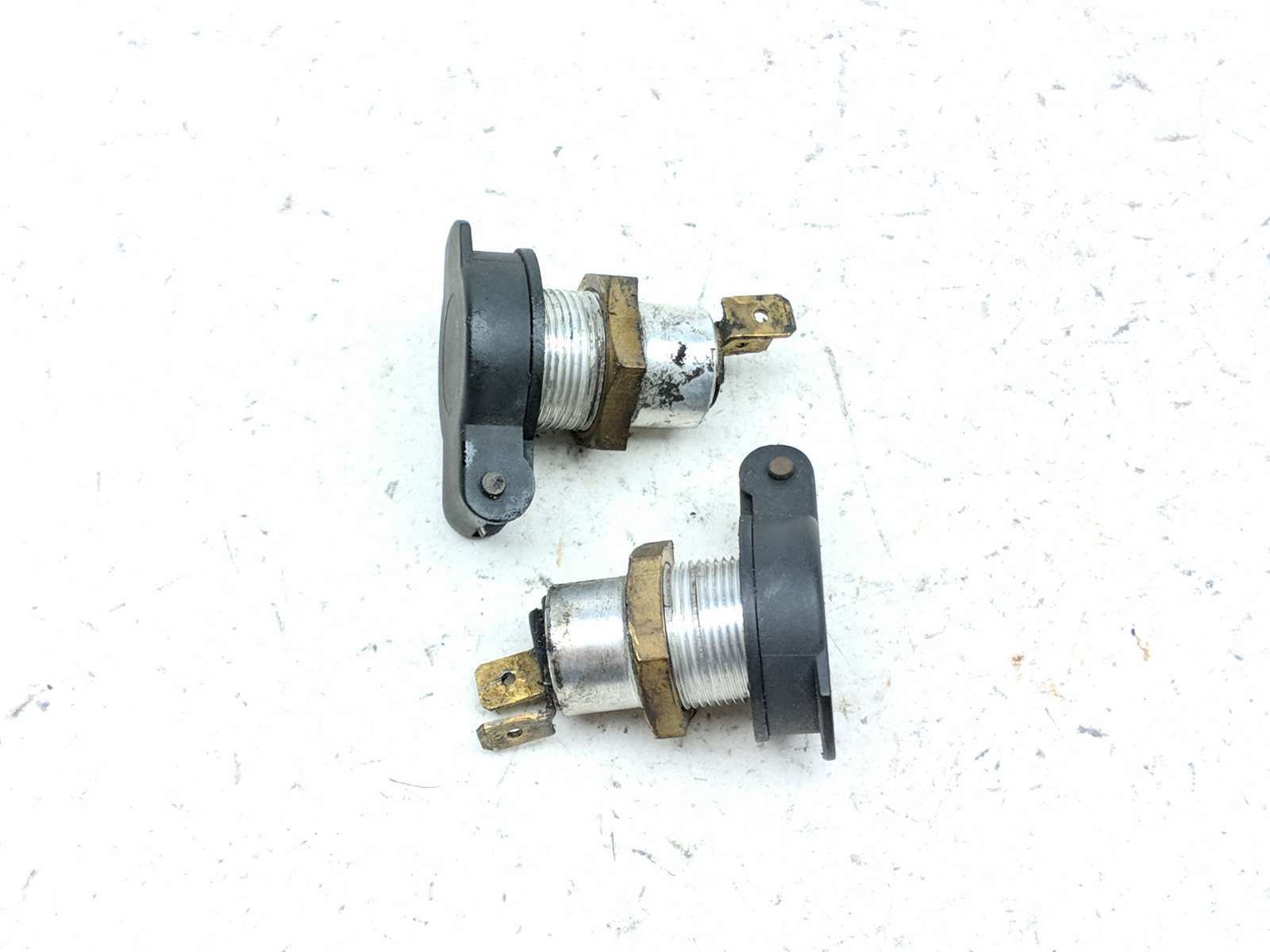 13-16 Triumph Trophy 1200 SE Power Outlets