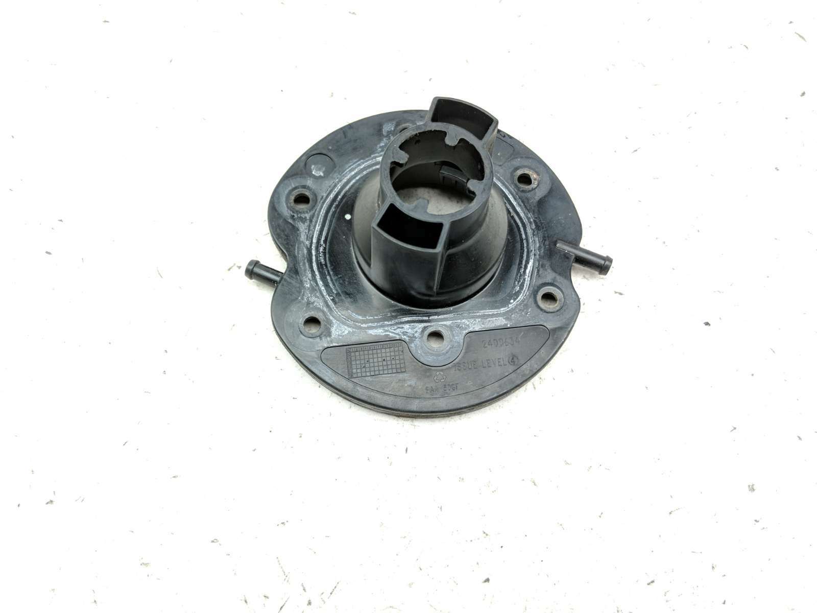 13-16 Triumph Trophy 1200 SE Gas Fuel Tank Pump Filler Fill Neck 2400634