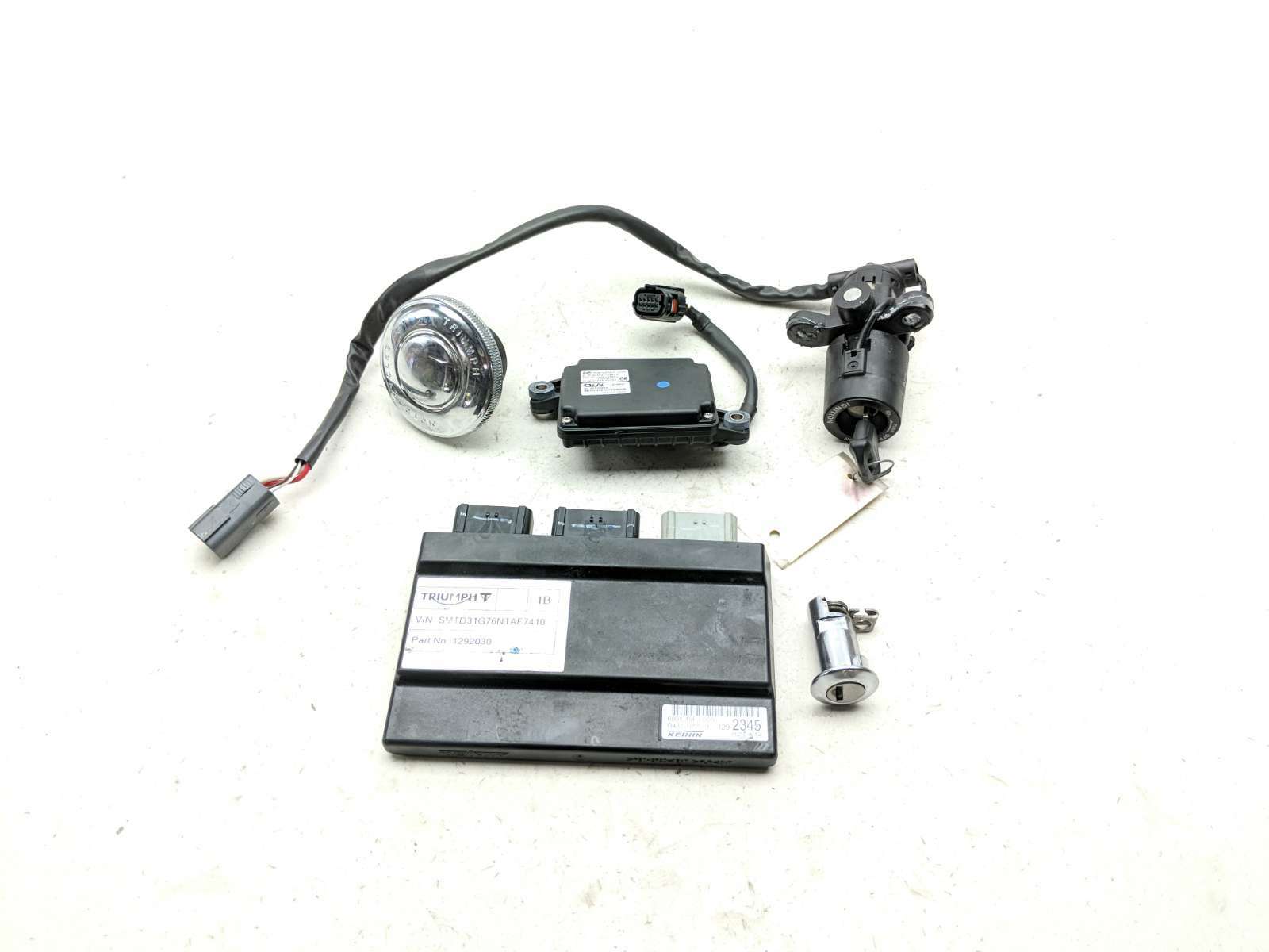 22 Triumph Street Twin Lock Set ECU Immobilizer Ignition Switch Cap And Key