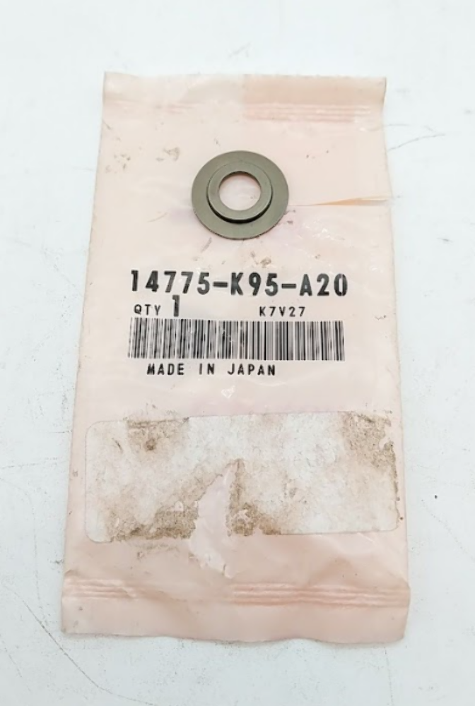 HONDA NEW OEM SEAT, VALVE SPRING 14775-K95-A20